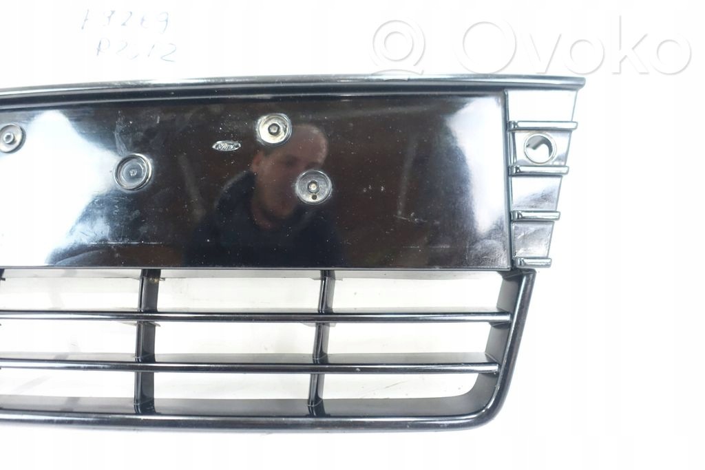 grid central of a bumper front black POLYSK FORD FOCUS MK3 III PDC 10-14