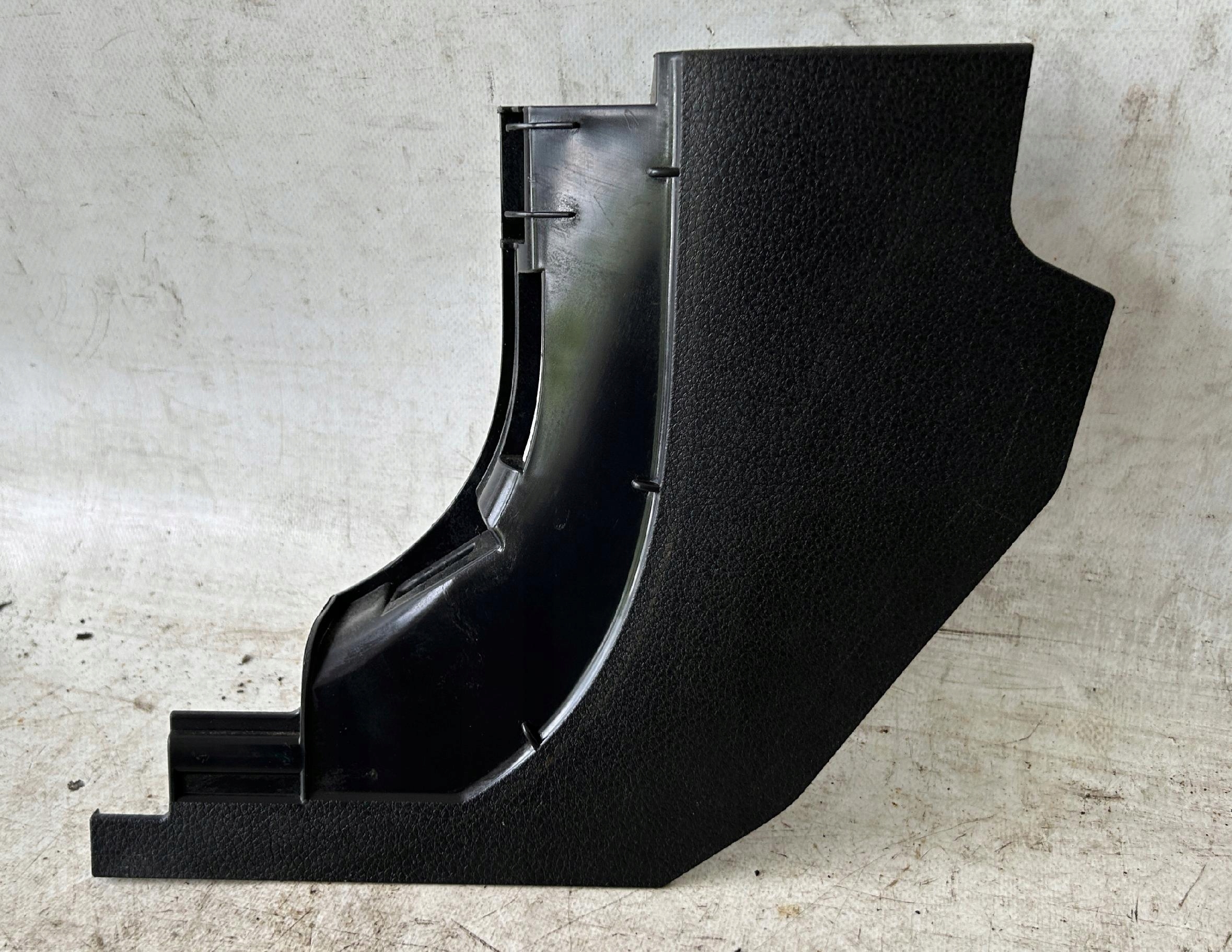 cover lower SLUPKA left right NISSAN MAXIMA A35