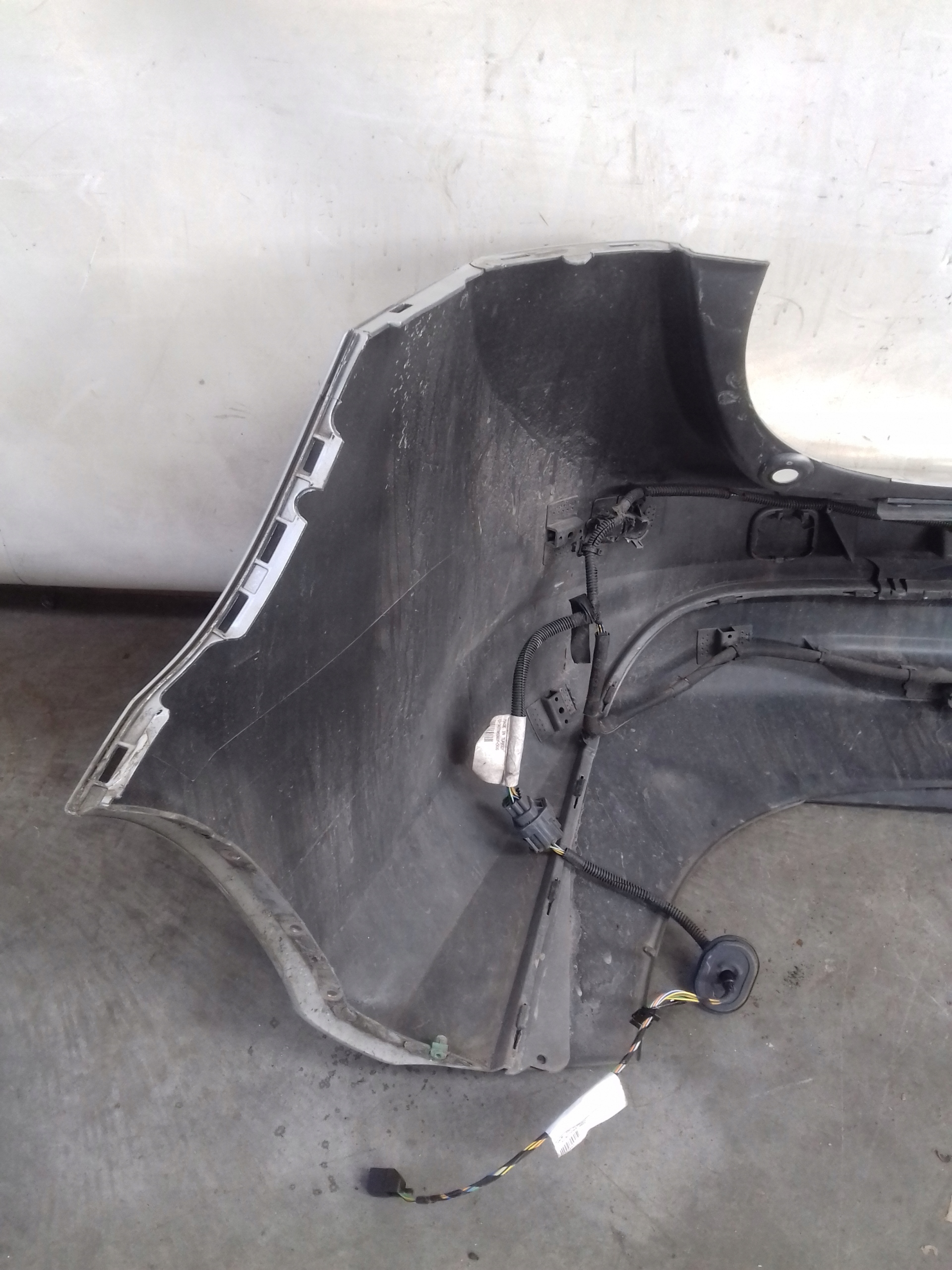 bumper rear part PDC 481-16 Volvo V60