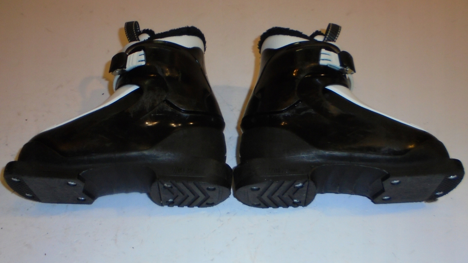 Buty narciarskie ATOMIC AJ roz. 17,0 (27) Model AJ