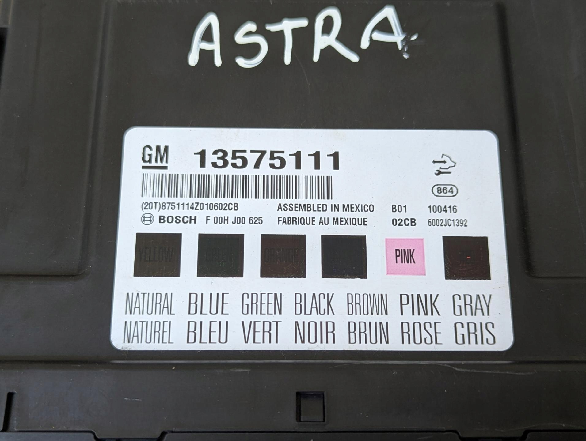 comfort control unit Opel Astra J 2010 13575111