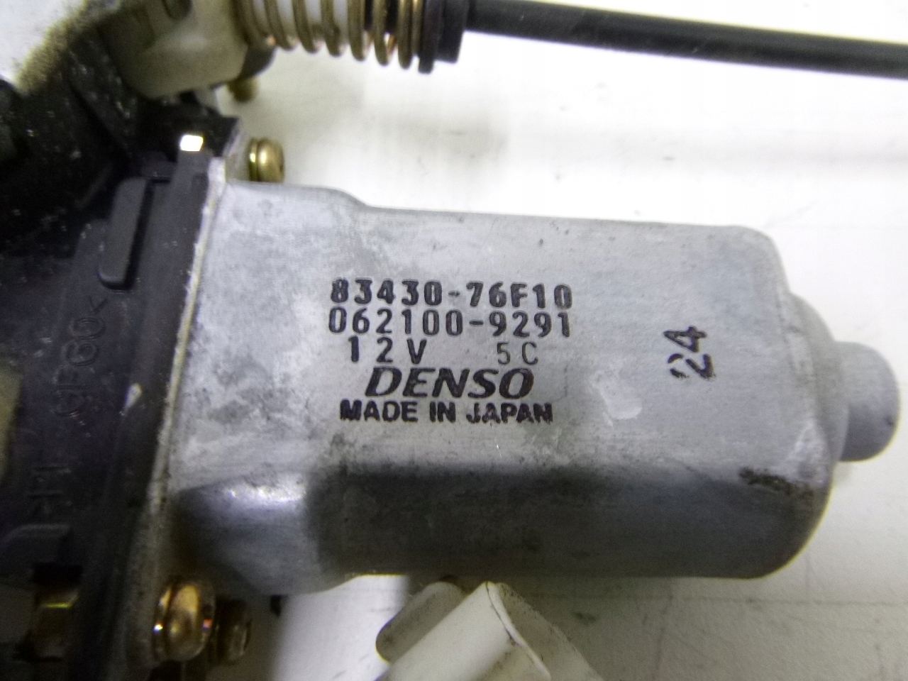 Mécanisme Vitre Avant Droite Suzuki Liana 5D HB 04r.