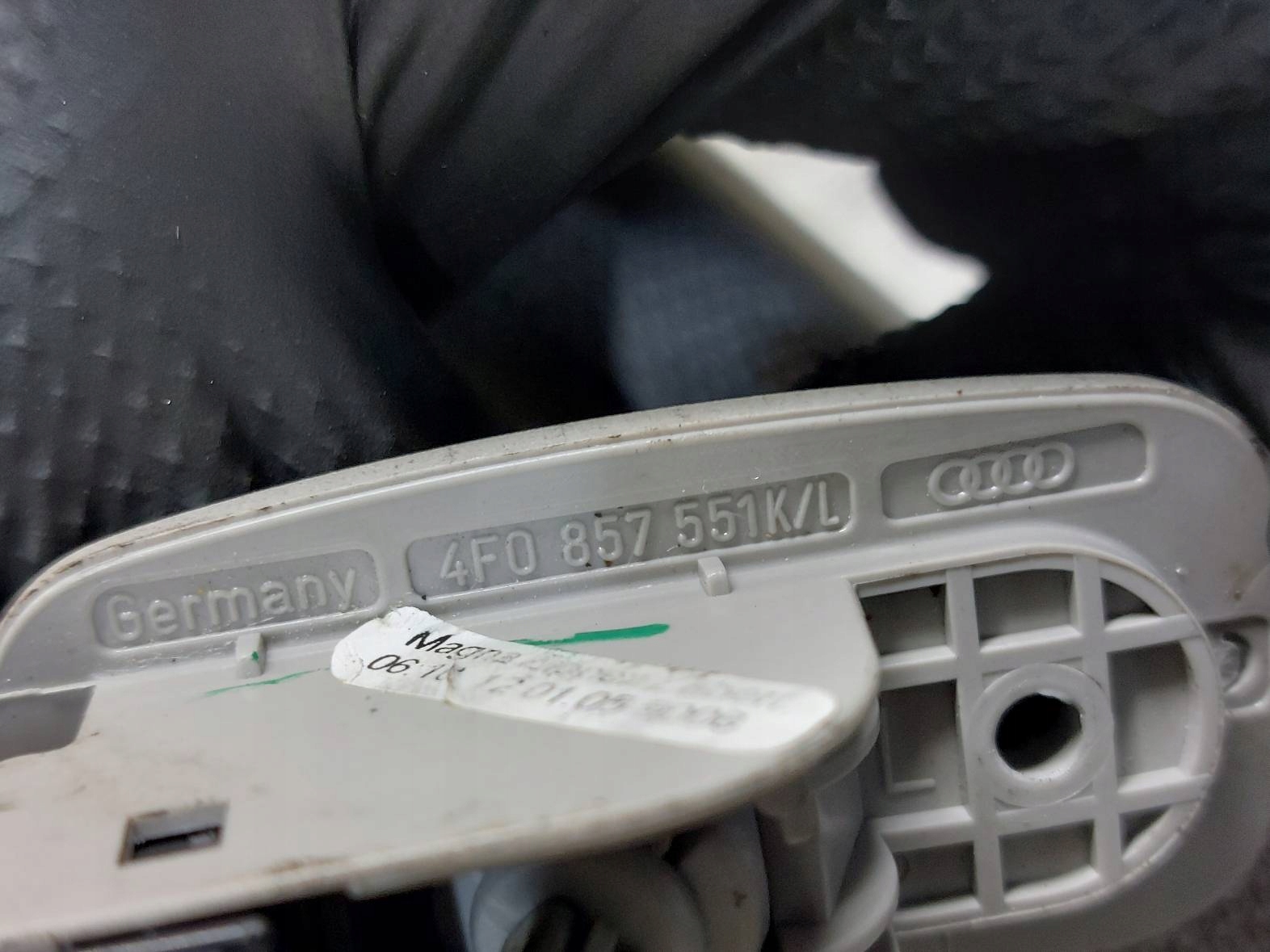 OSŁONA PRZECIWSŁONECZNA LEWA + PRAWA AUDI A6 C6 Typ samochodu Samochody osobowe