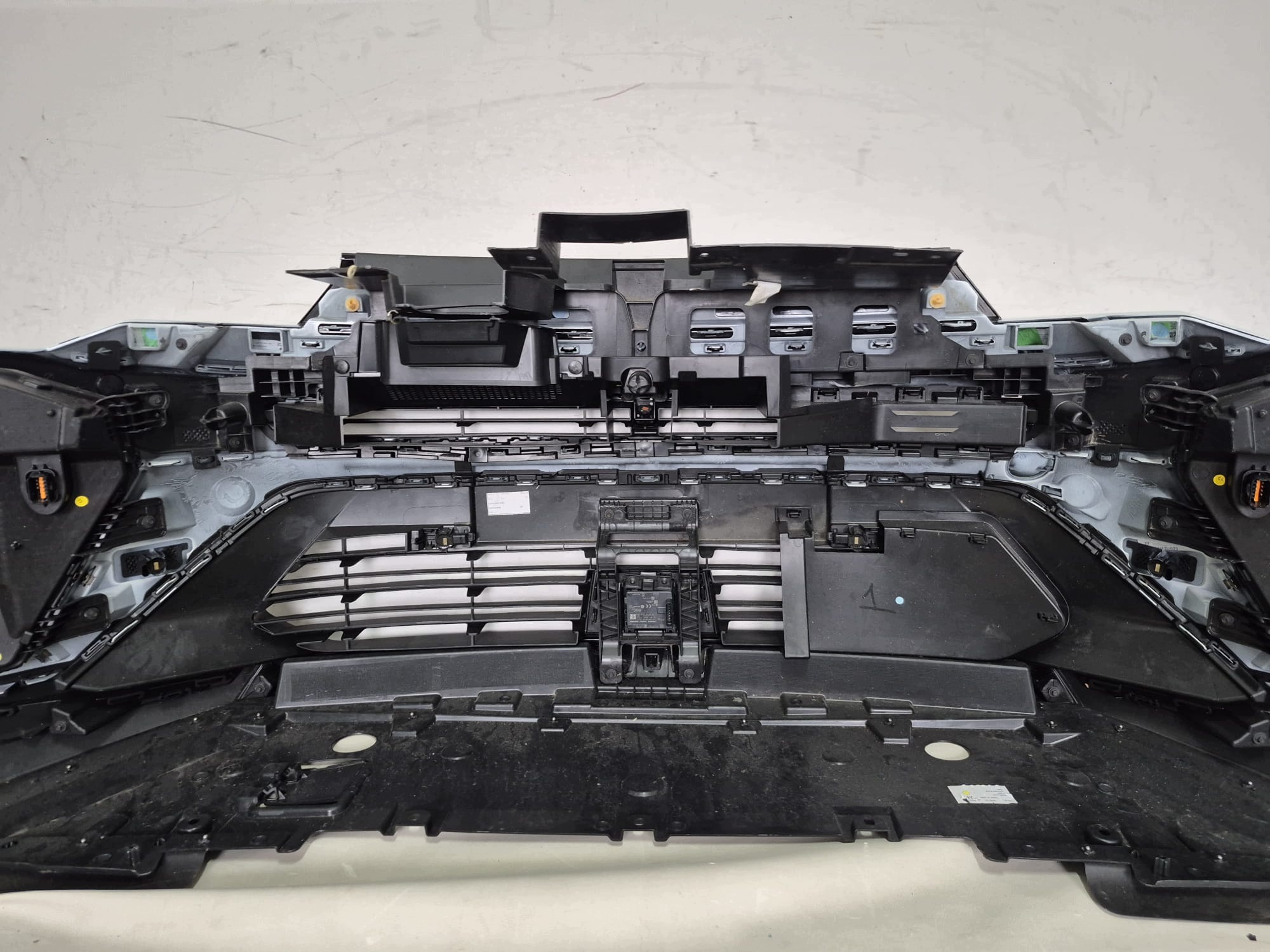 RENAULT CAPTUR II 2 LIFT 24- bumper front front 6XPDC RADAR 620264889R