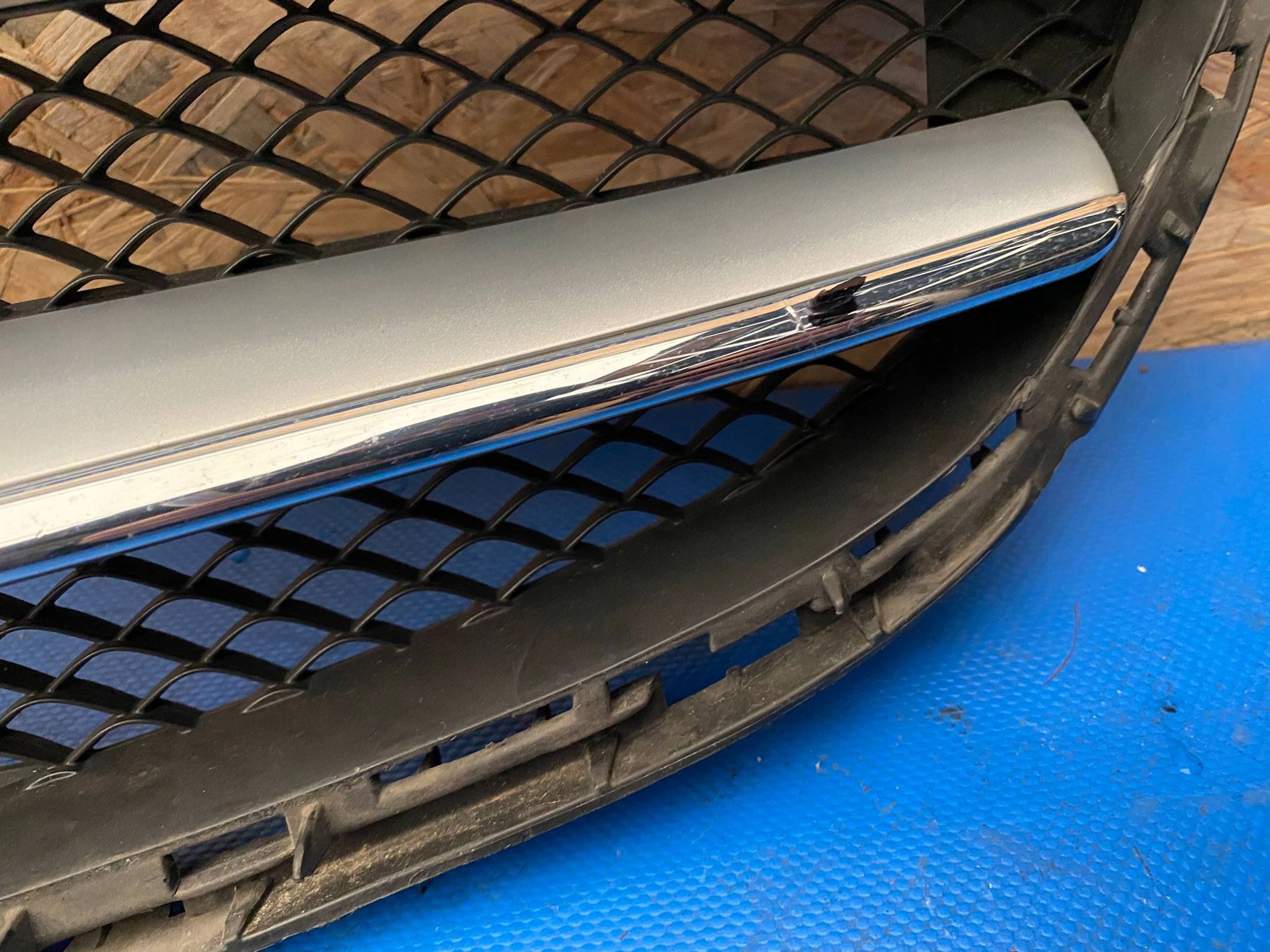 Mercedes-Benz E-Klasse W212 Kühlergrill FRONTGRILL Kühlergitter A2128850200 - Thumbnail 8