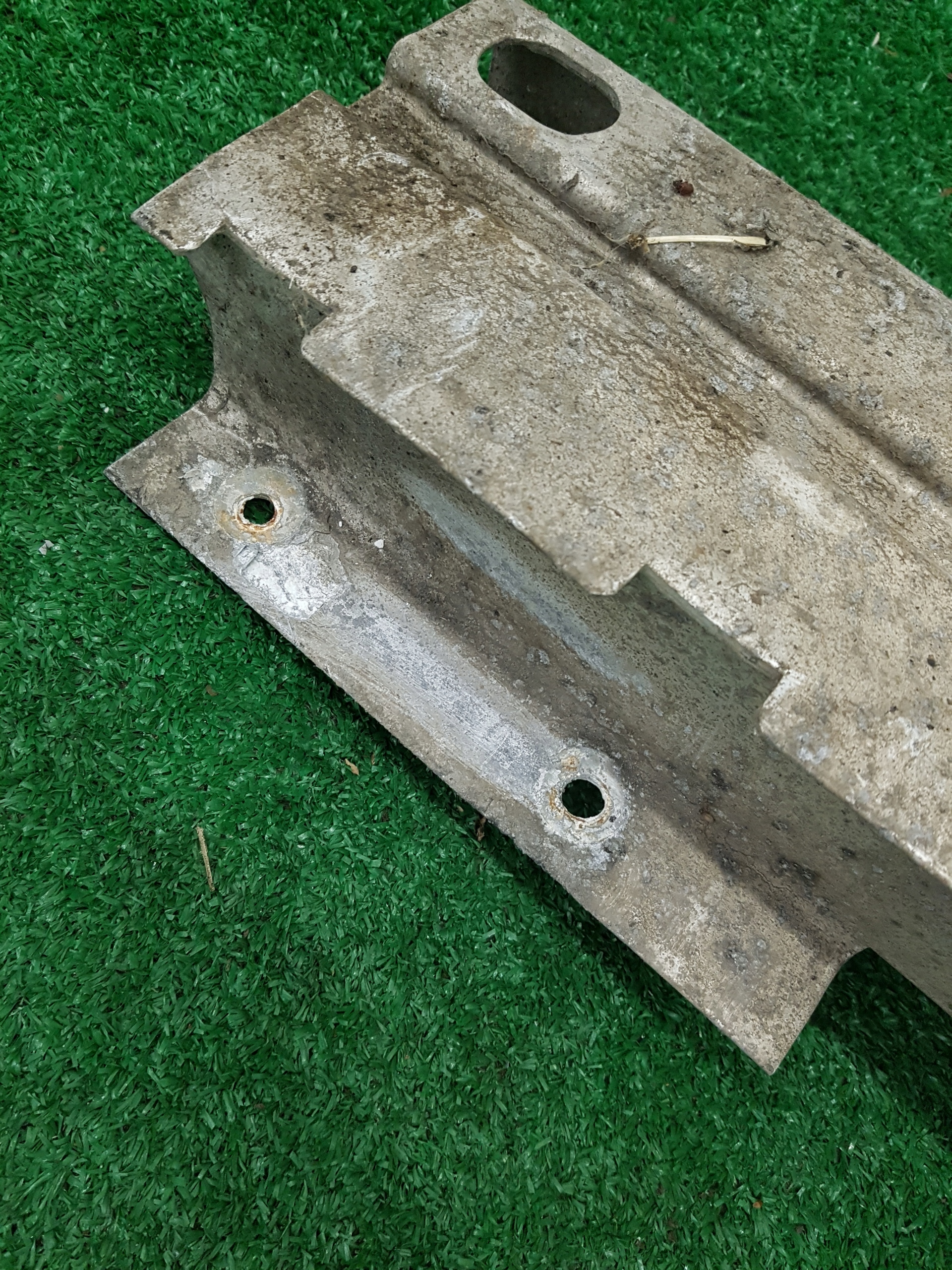 sider below bumper rear JAGUAR X-TYPE C2S14751