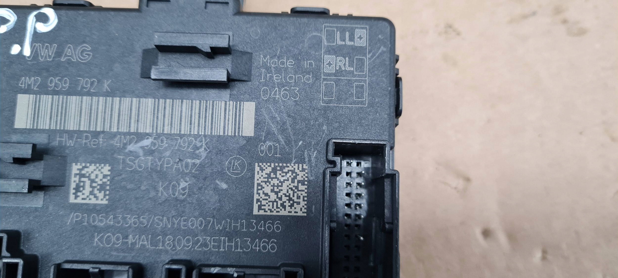 SQ5 80A Q5 module control unit door right front 4M2959793K