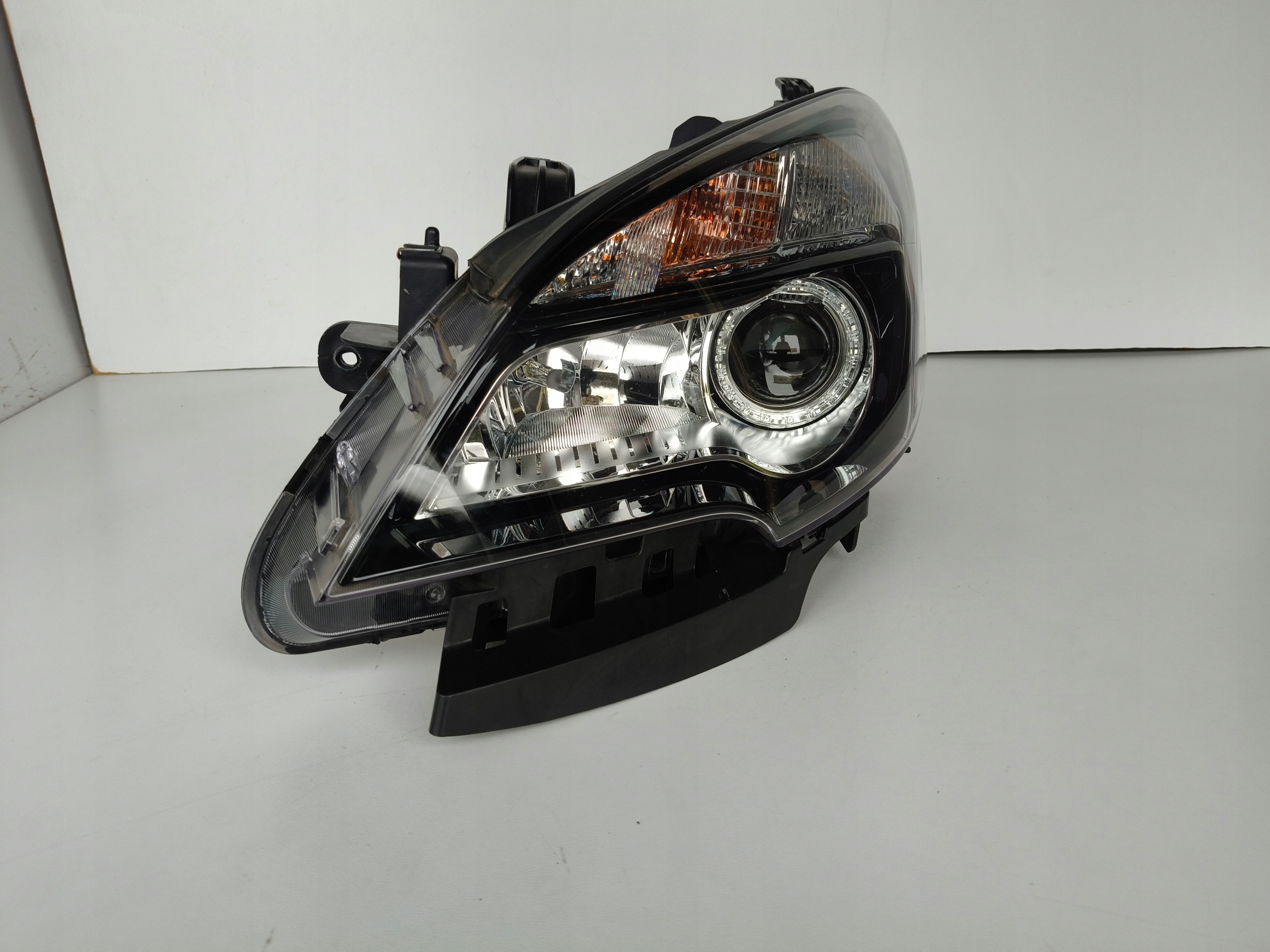 LIGHT LEFT REFLEKTOR OPEL MOKKA 12-16 XENON POSITIONING