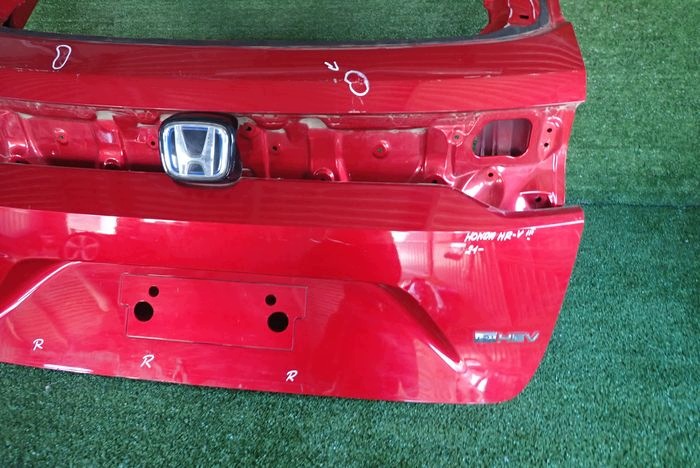 HONDA HR-V HRV III 21- boot doors rear part