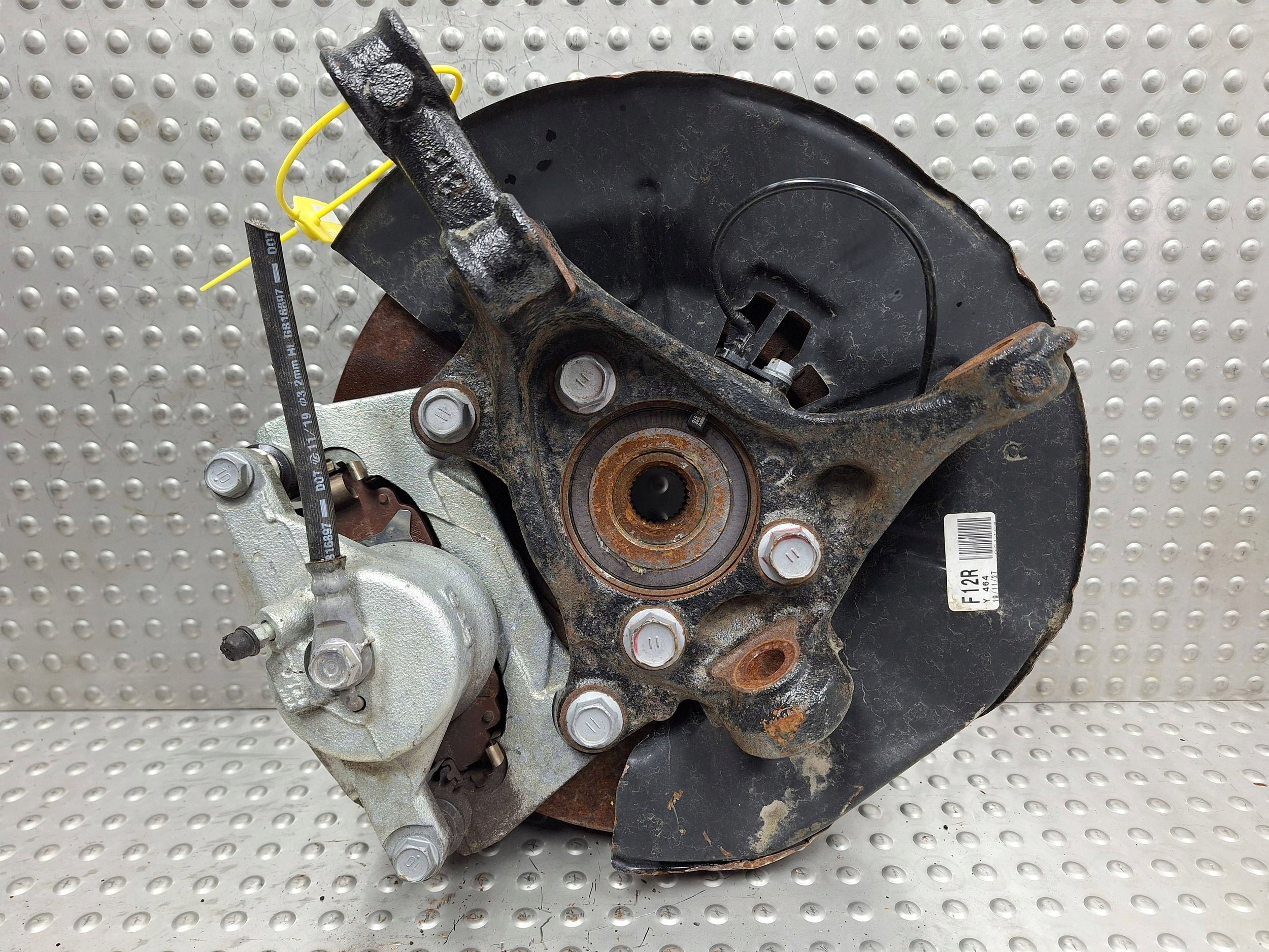 swing right front LEXUS UX 18- F12R