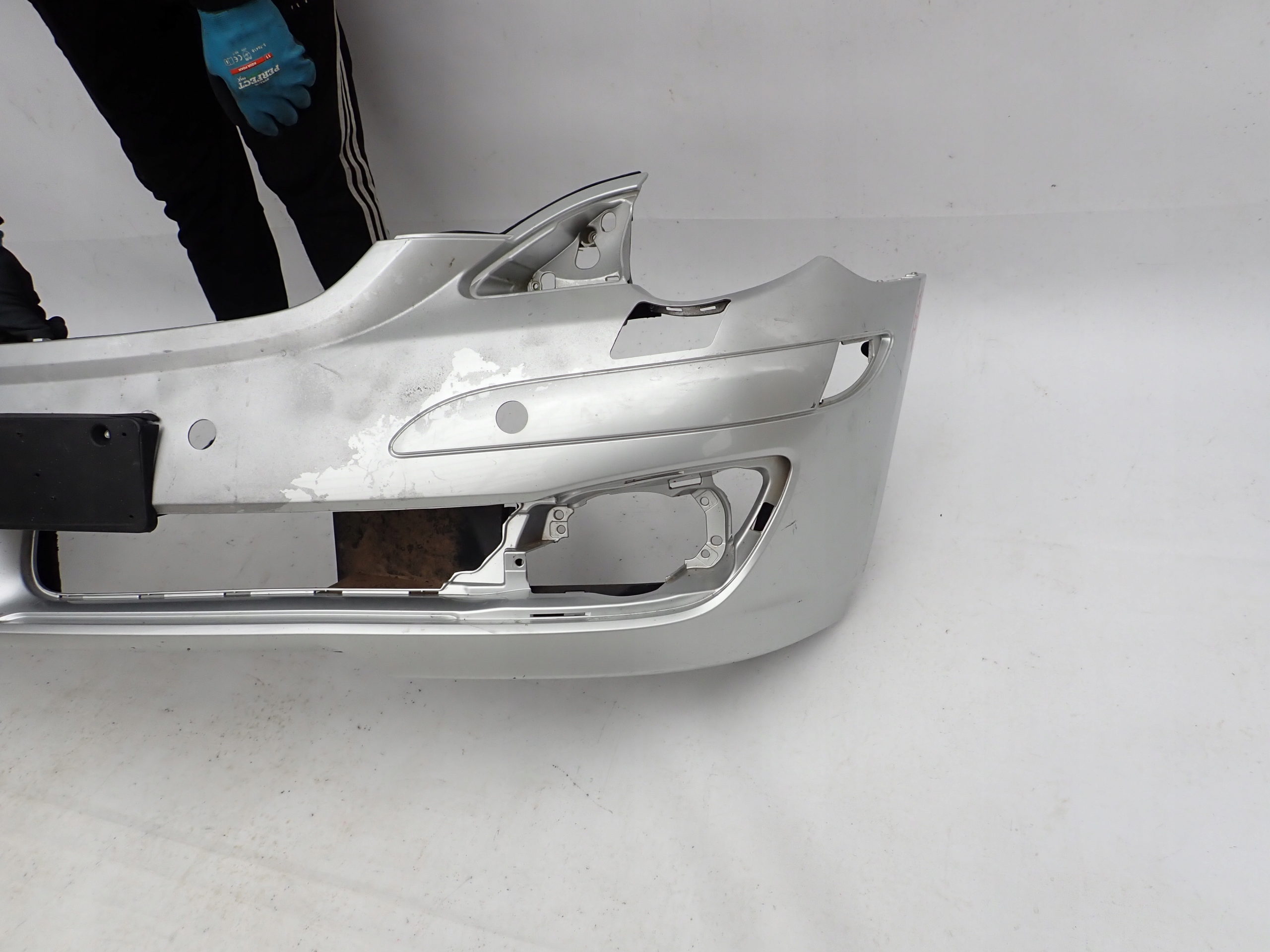 MERCEDES R-KLASA W251 05- bumper front front SPR PDC