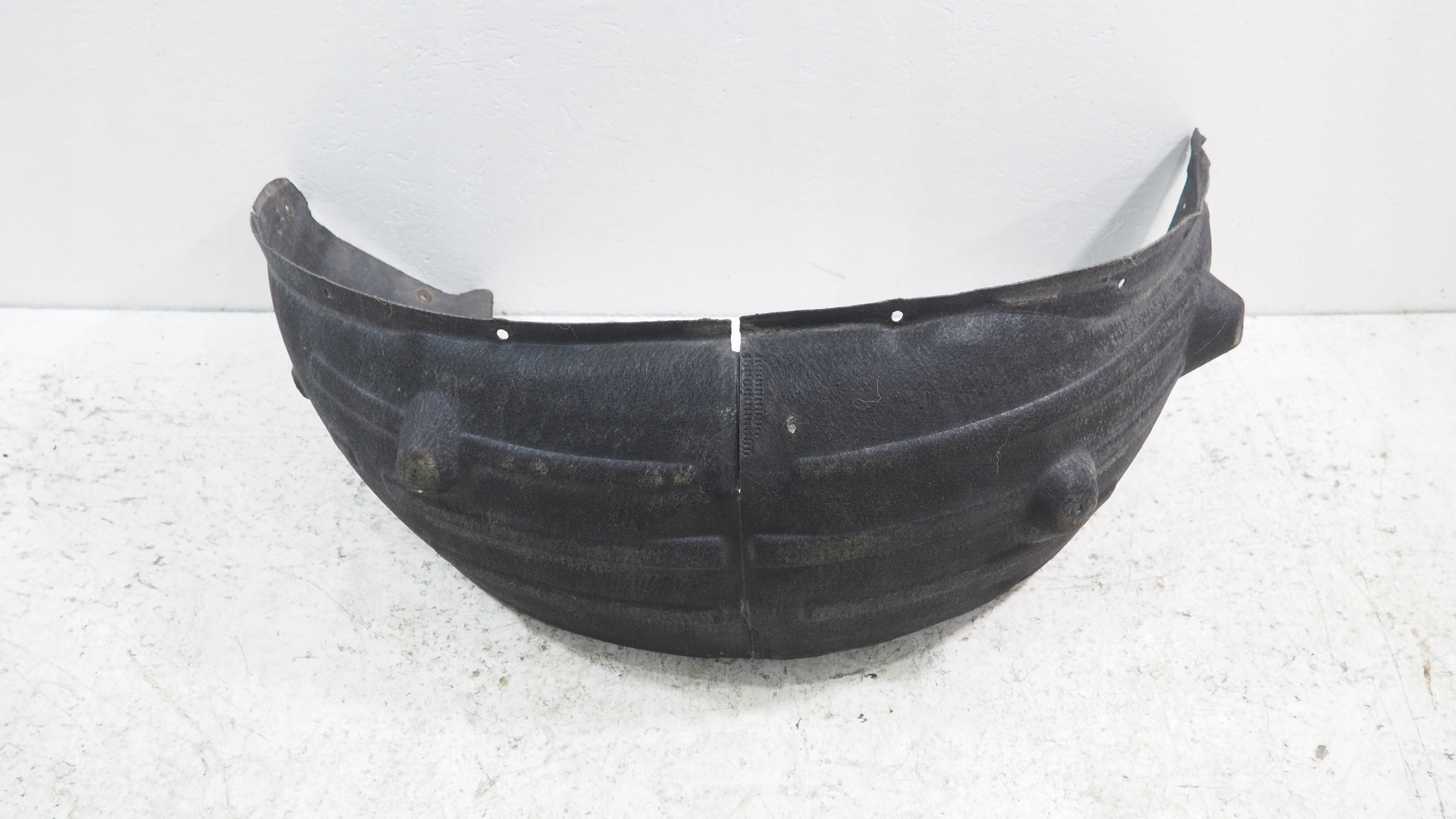 BMW X3 G01 mudguard left rear part 7394817