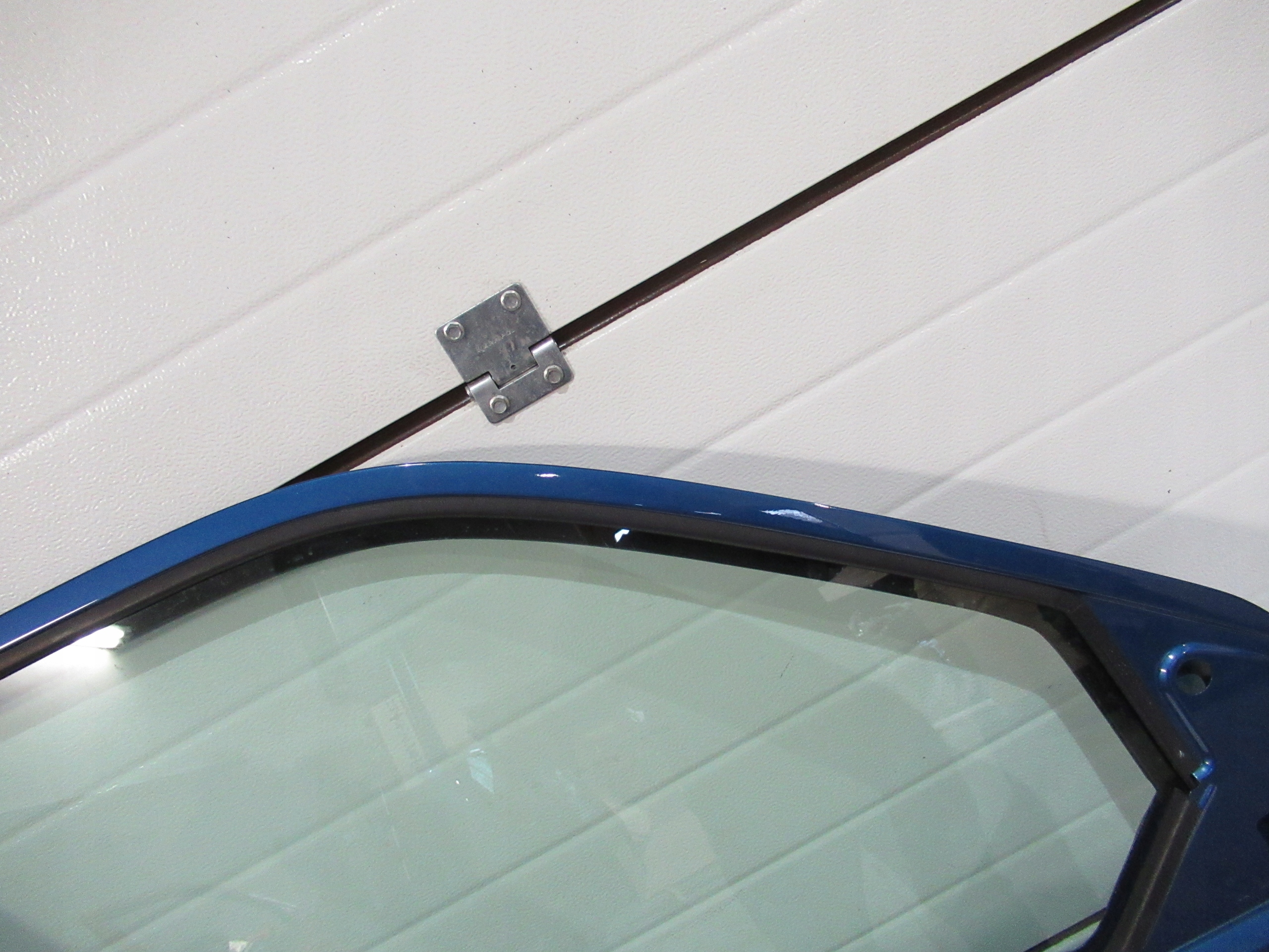 VW T5 LIFT MULTIVAN door right front 11r. AS2