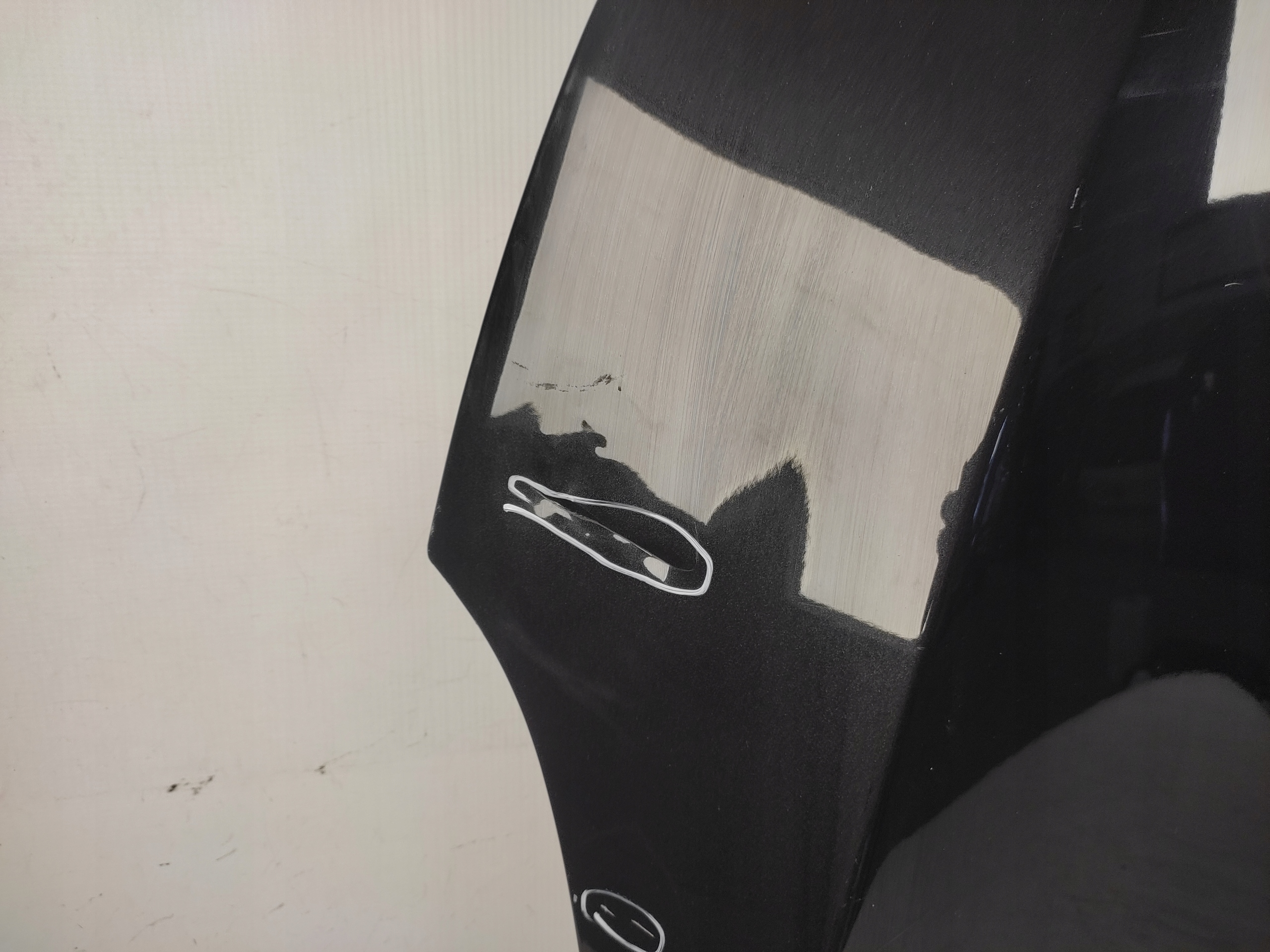 NISSAN LEAF II MASKA POKRYWA SILNIKA PRZÓD 2017- Typ samochodu Samochody osobowe