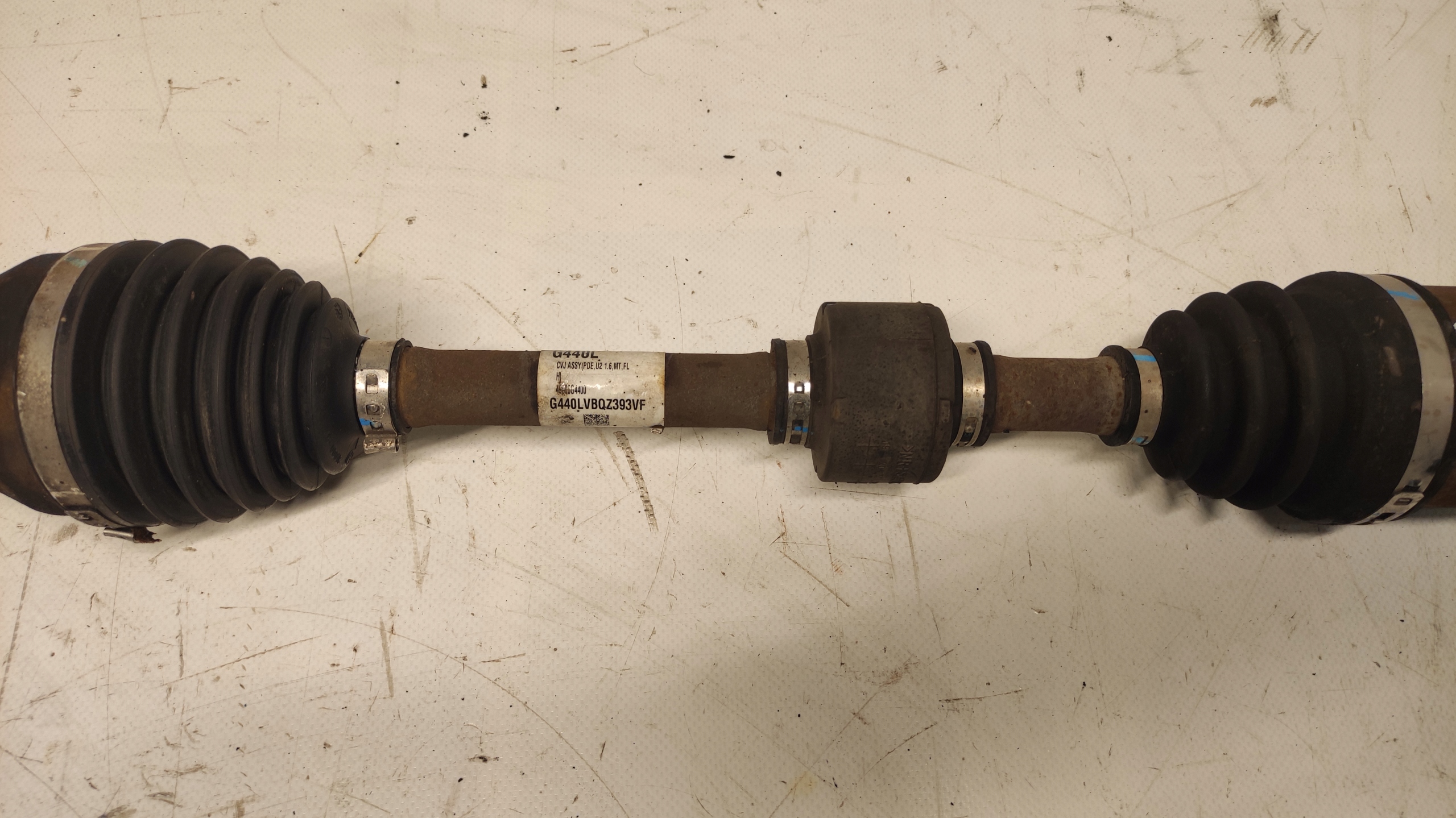 semi-axis left KIA CEED III 1.6 CRDI MANUAL 49500G4400 18-24