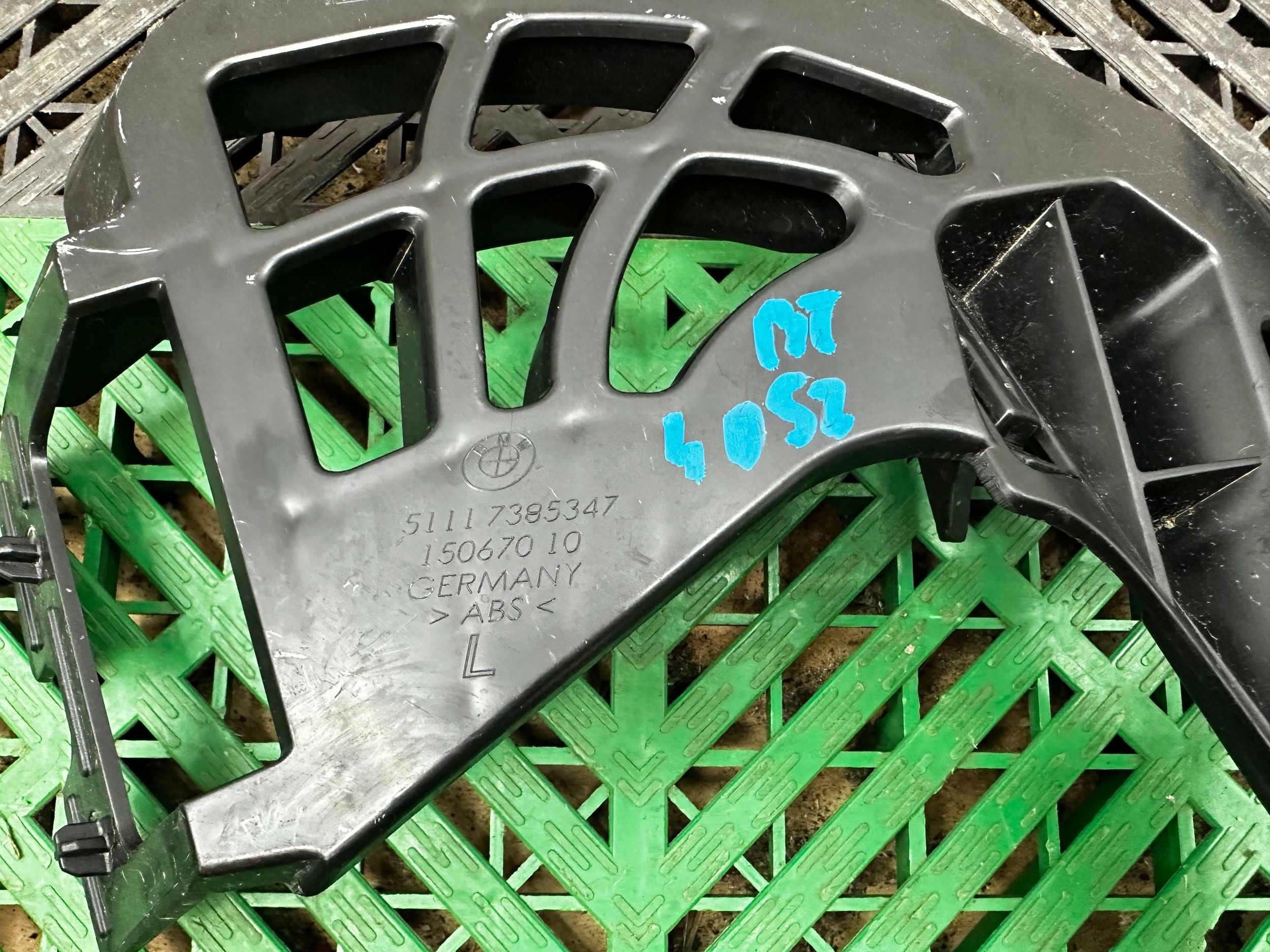 Supporto parafango Anteriore BMW 5 G30 G31 7385347