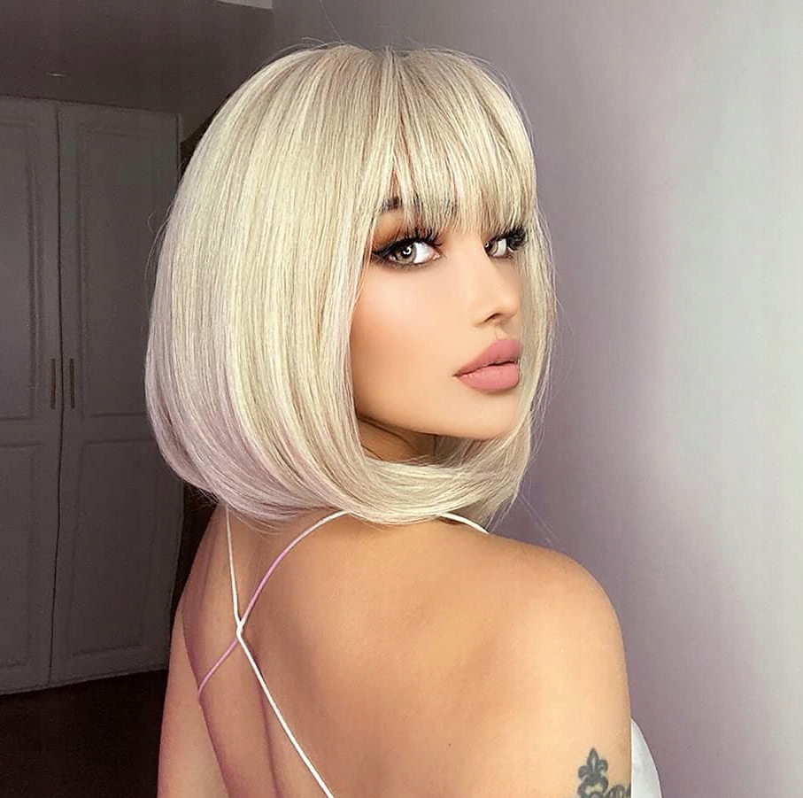 Dámské paruky Blond přírodní vlasy Krátká dámská paruka s ofinou