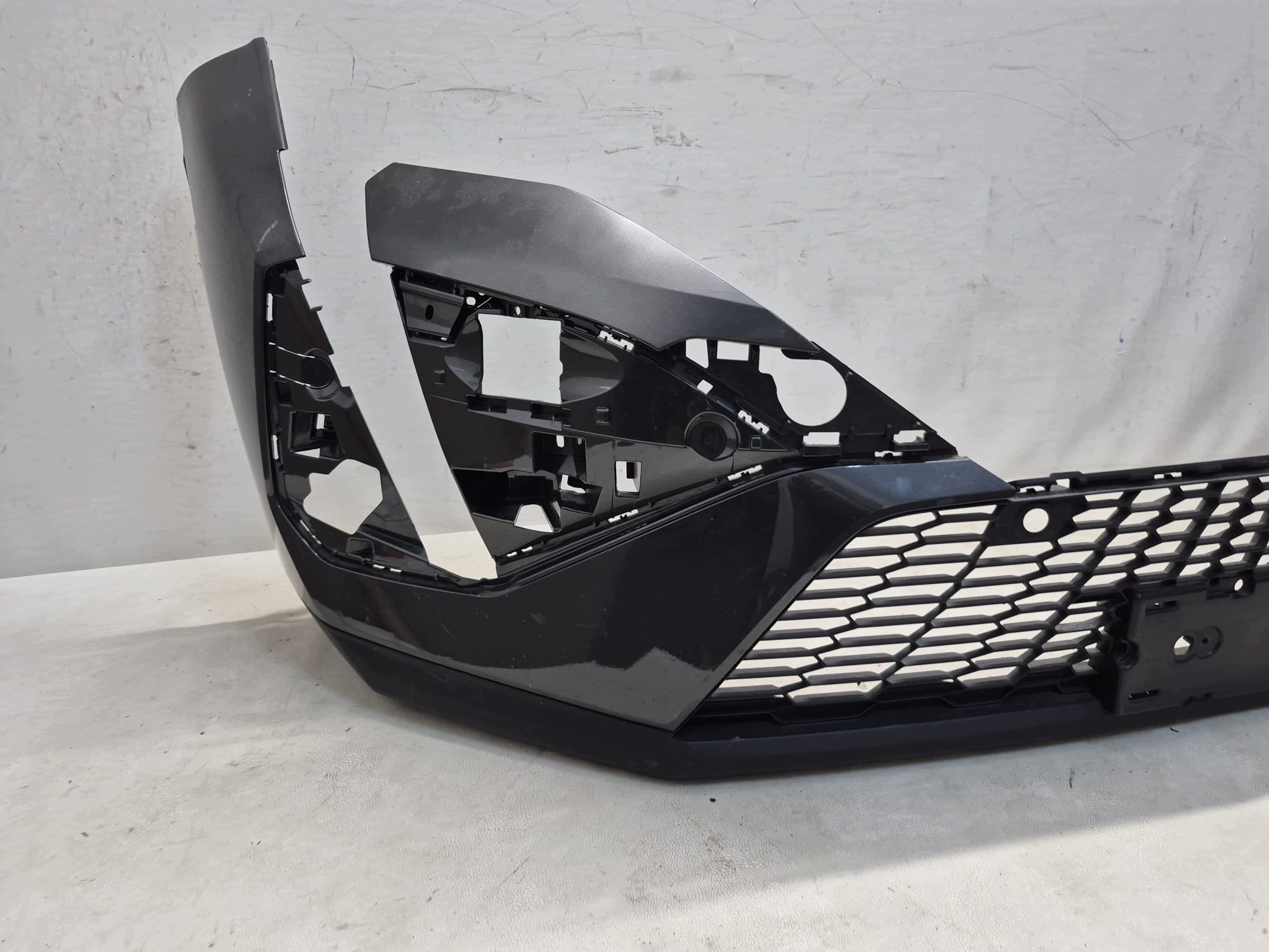 PEUGEOT 408 22- bumper front front grid 9844515080