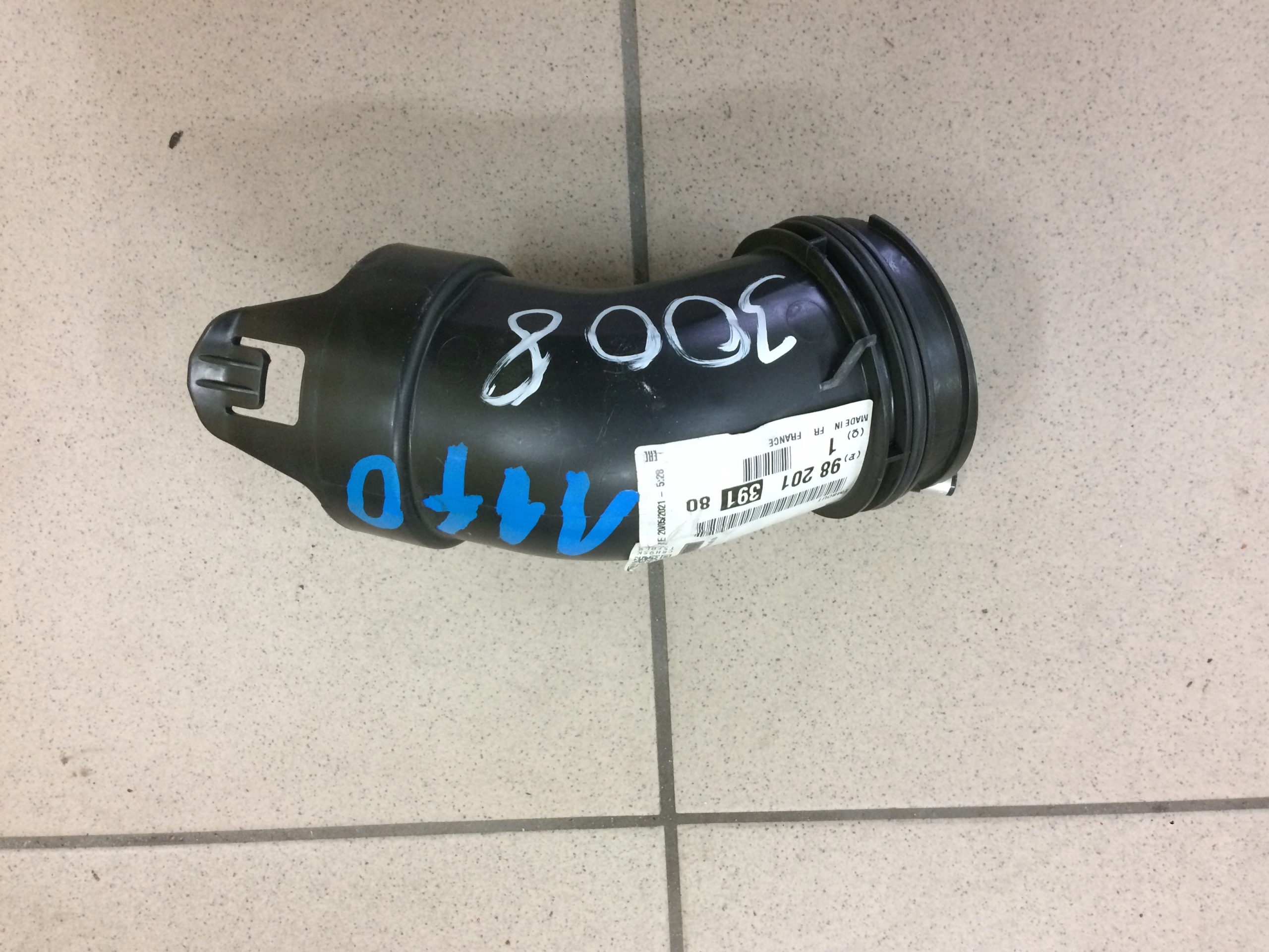 PEUGEOT 3008 II 1.6 THP ФИЛЬТРУЮЩАЯ ТРУБА 9820139180