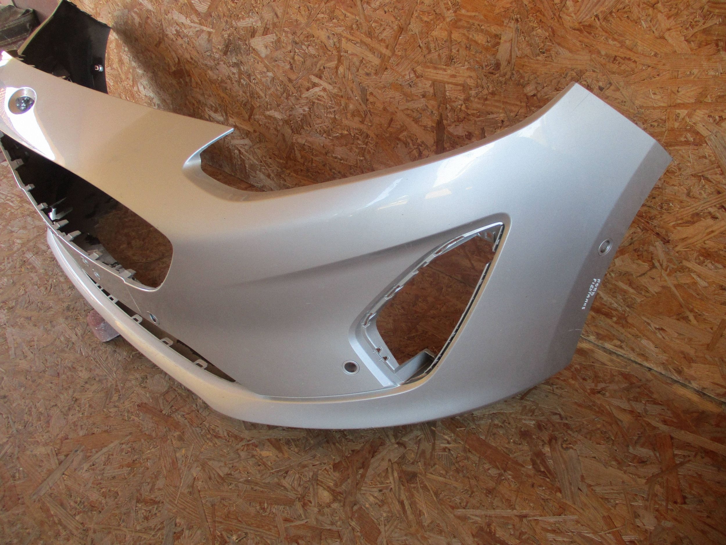 bumper front front FORD FIESTA MK8