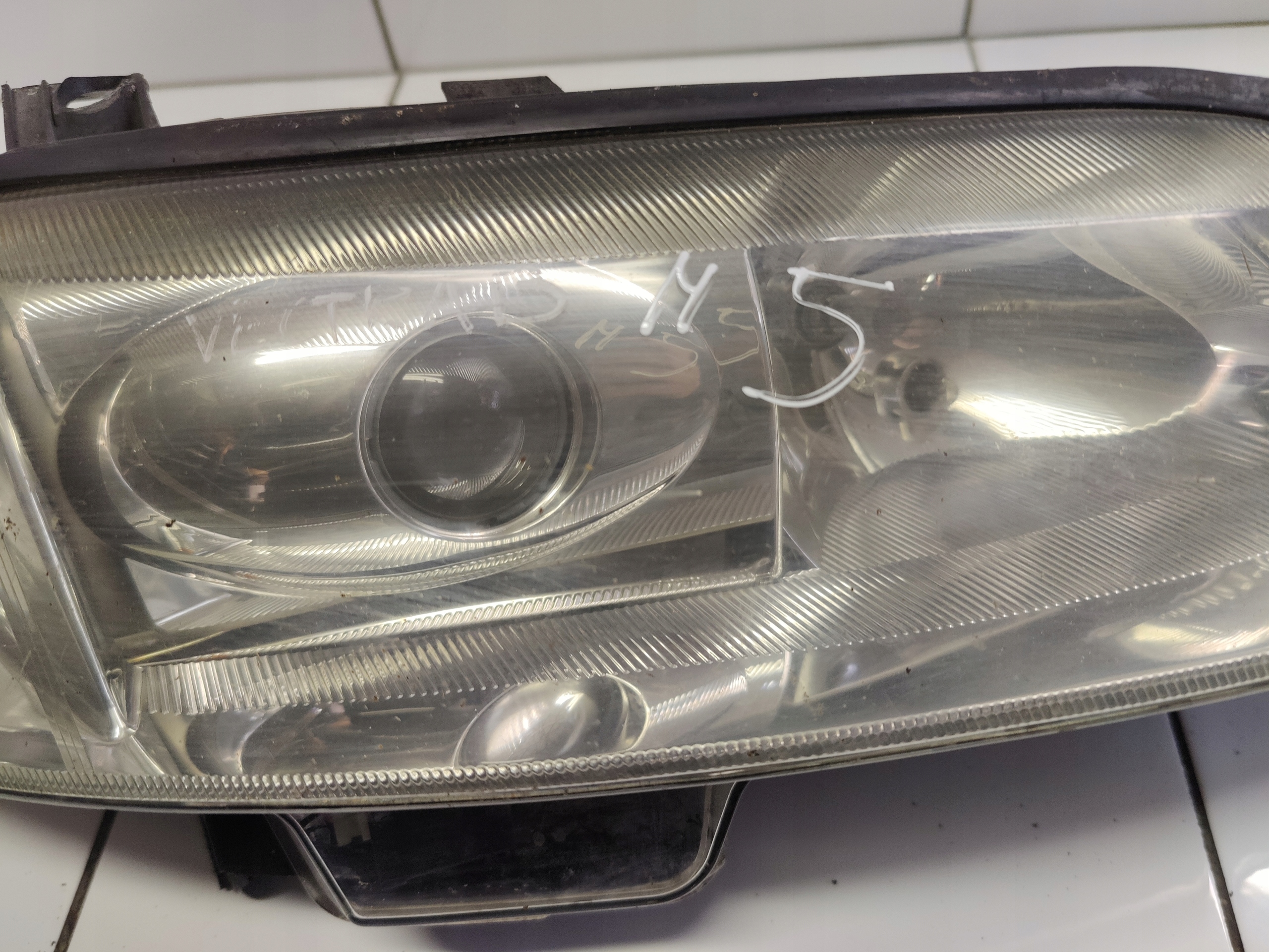 OPEL VECTRA B light right front 0301179672