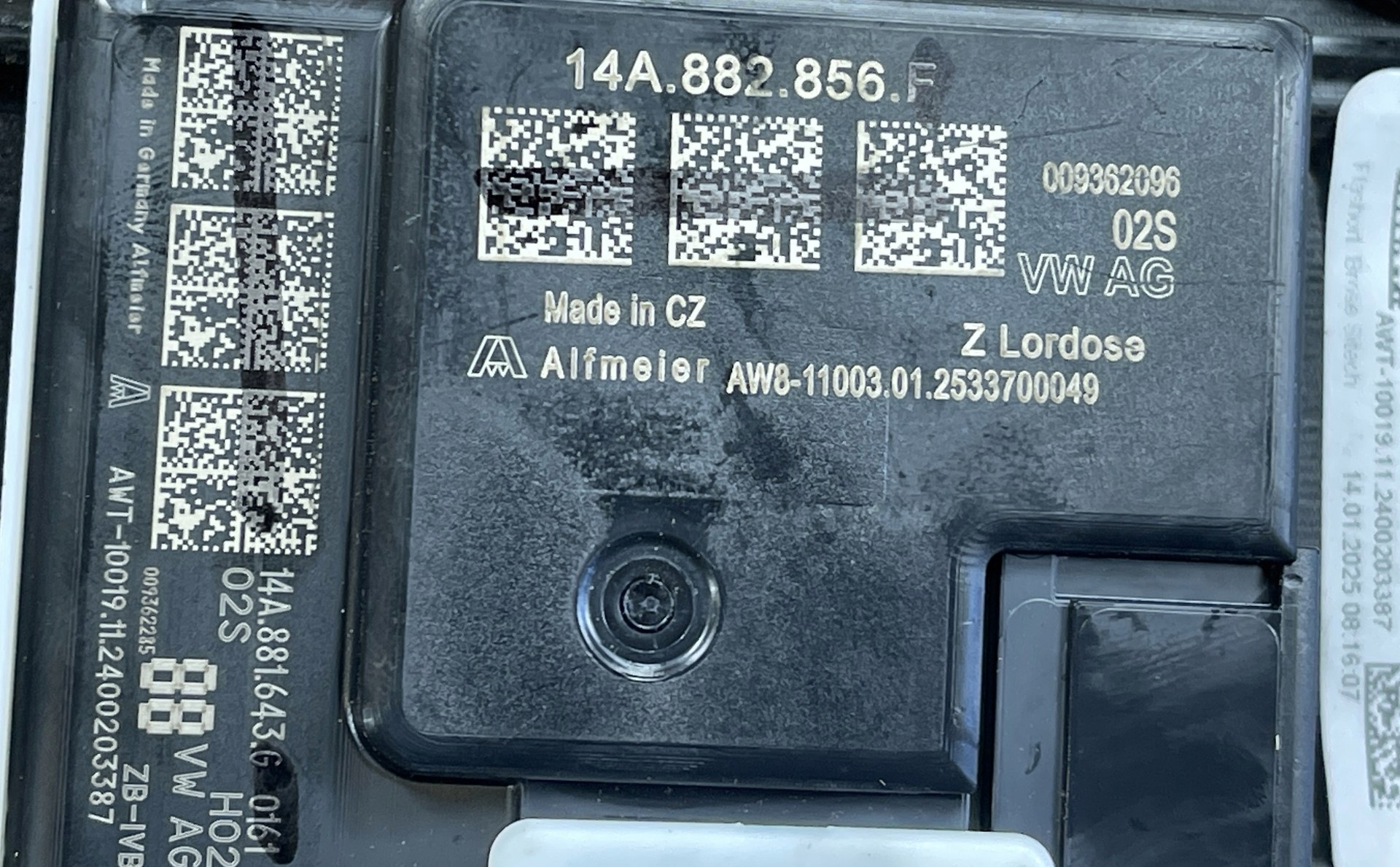 VW ID.7 2023- REGULACJA LEDZWI siège MASAZ pompe unité de commande électronique uce 14A882856C