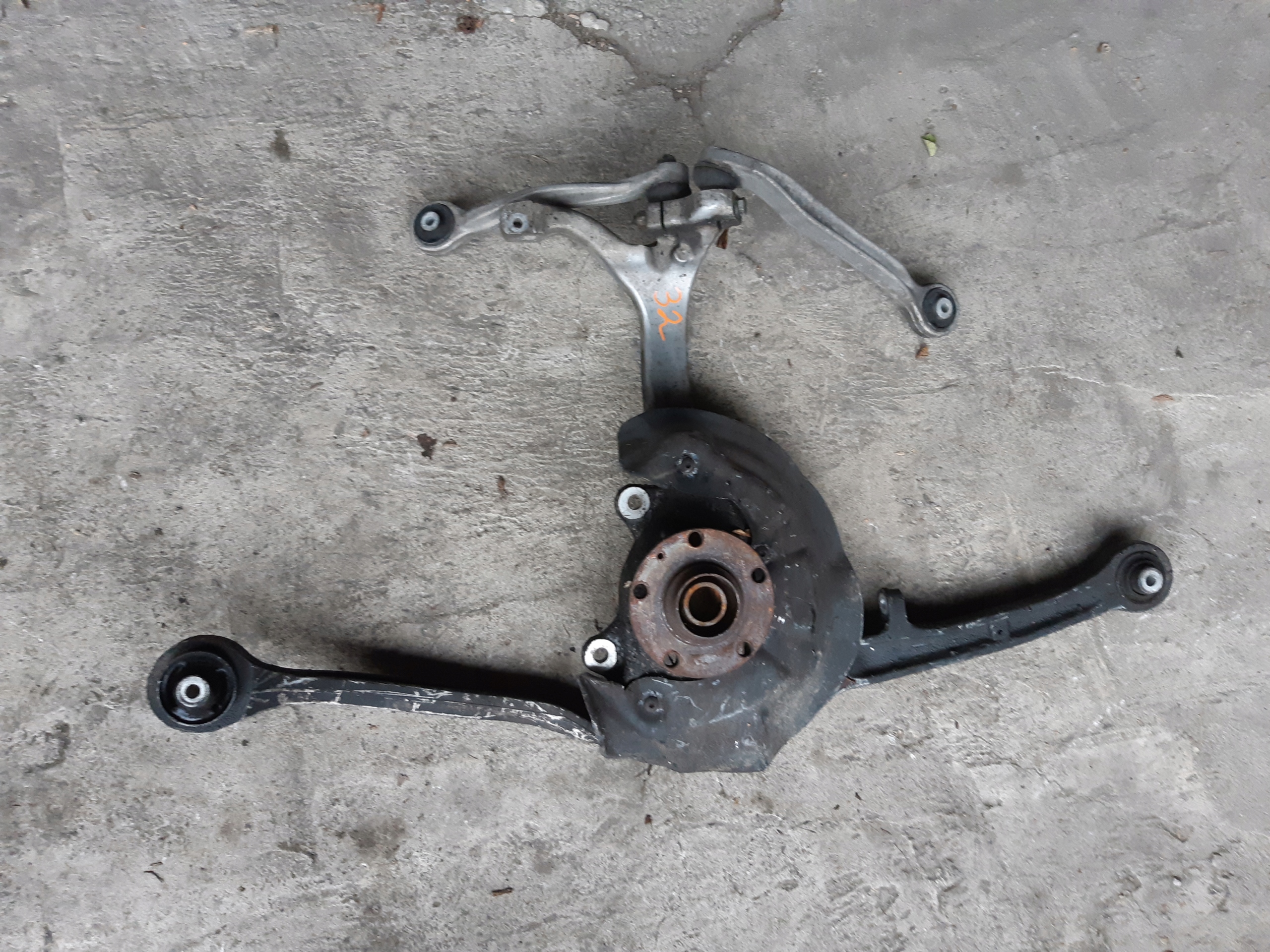 AUDI A6 C6 swing right front right front 4F0258