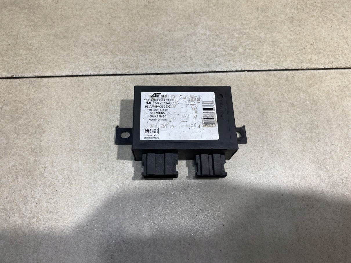 modulo IMMOBILIZERA VW SHARAN e 1.9 TDI 7M0953257AA