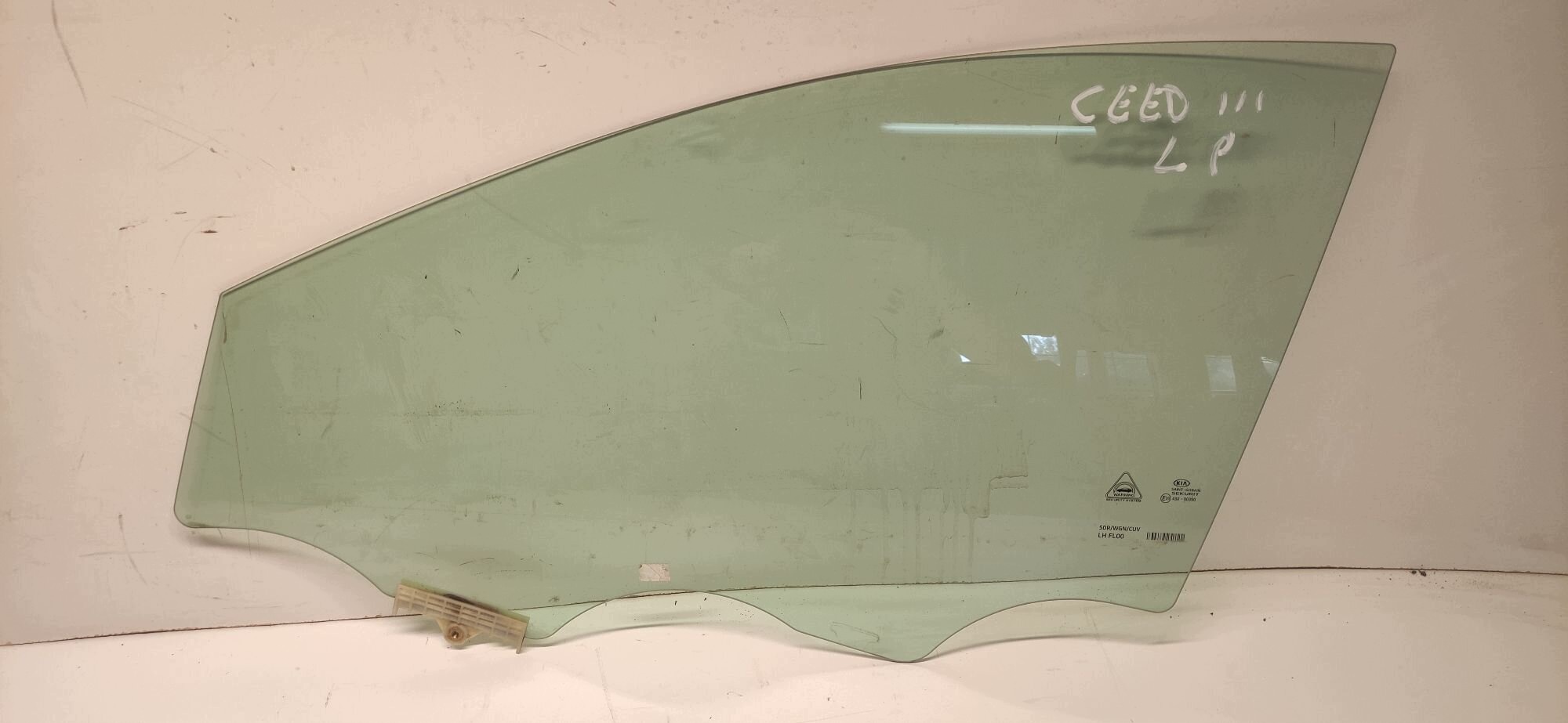KIA CEED III window door left front front side 17-22