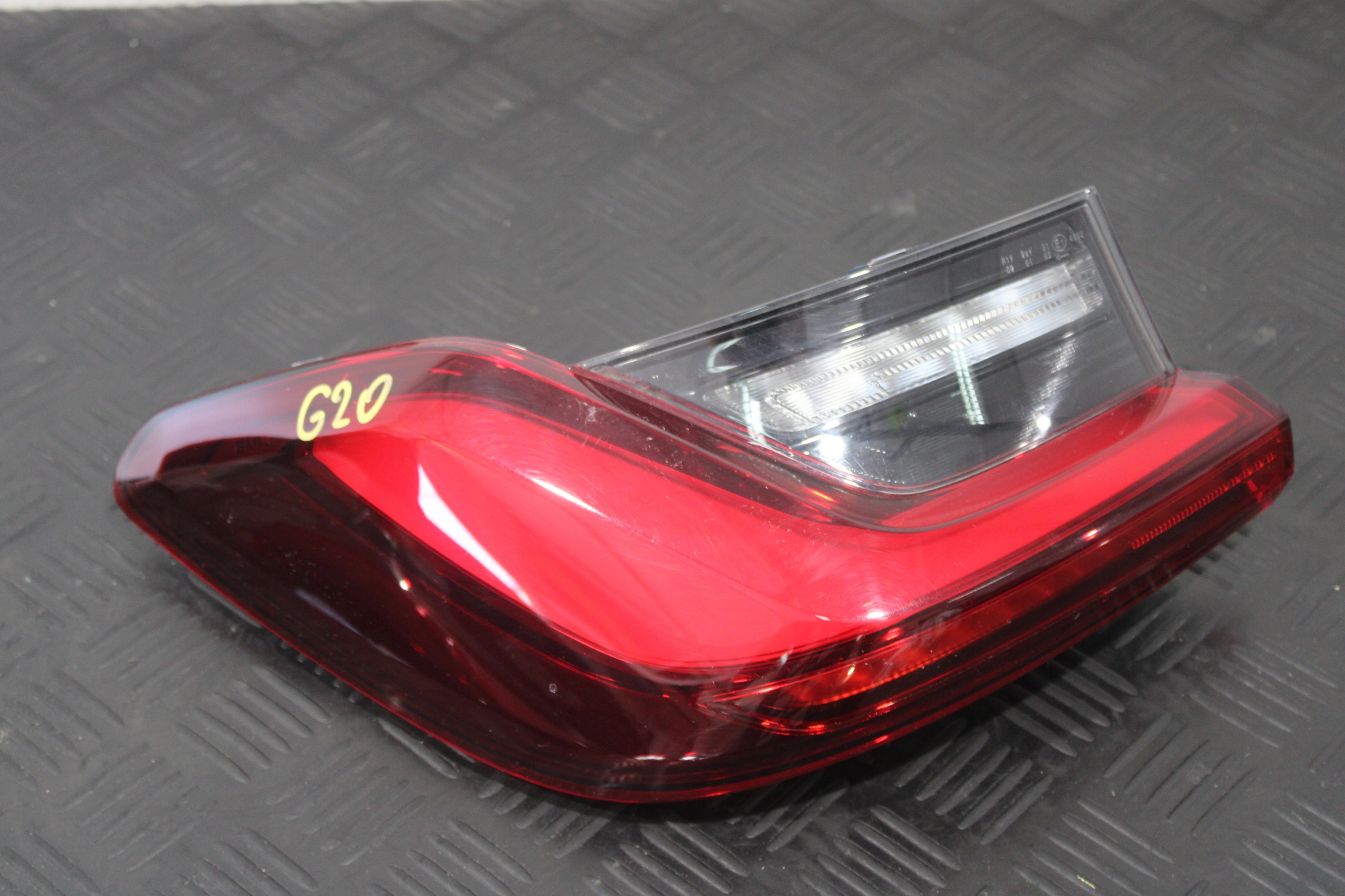 light left rear part BMW 3 G21