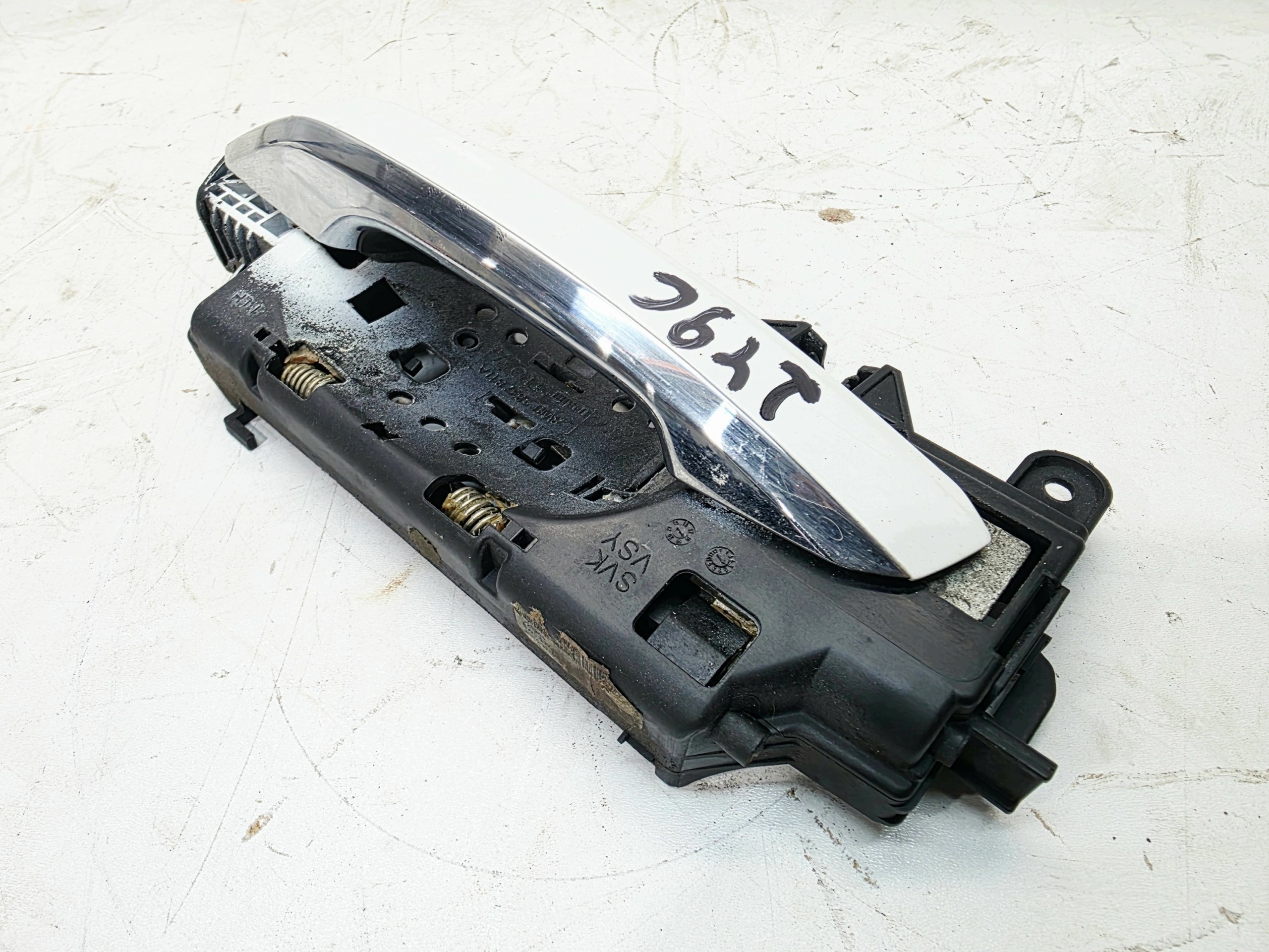 handle exterior door CHROM left rear part AUDI A4 B9 A5 8W0837811A LY9C