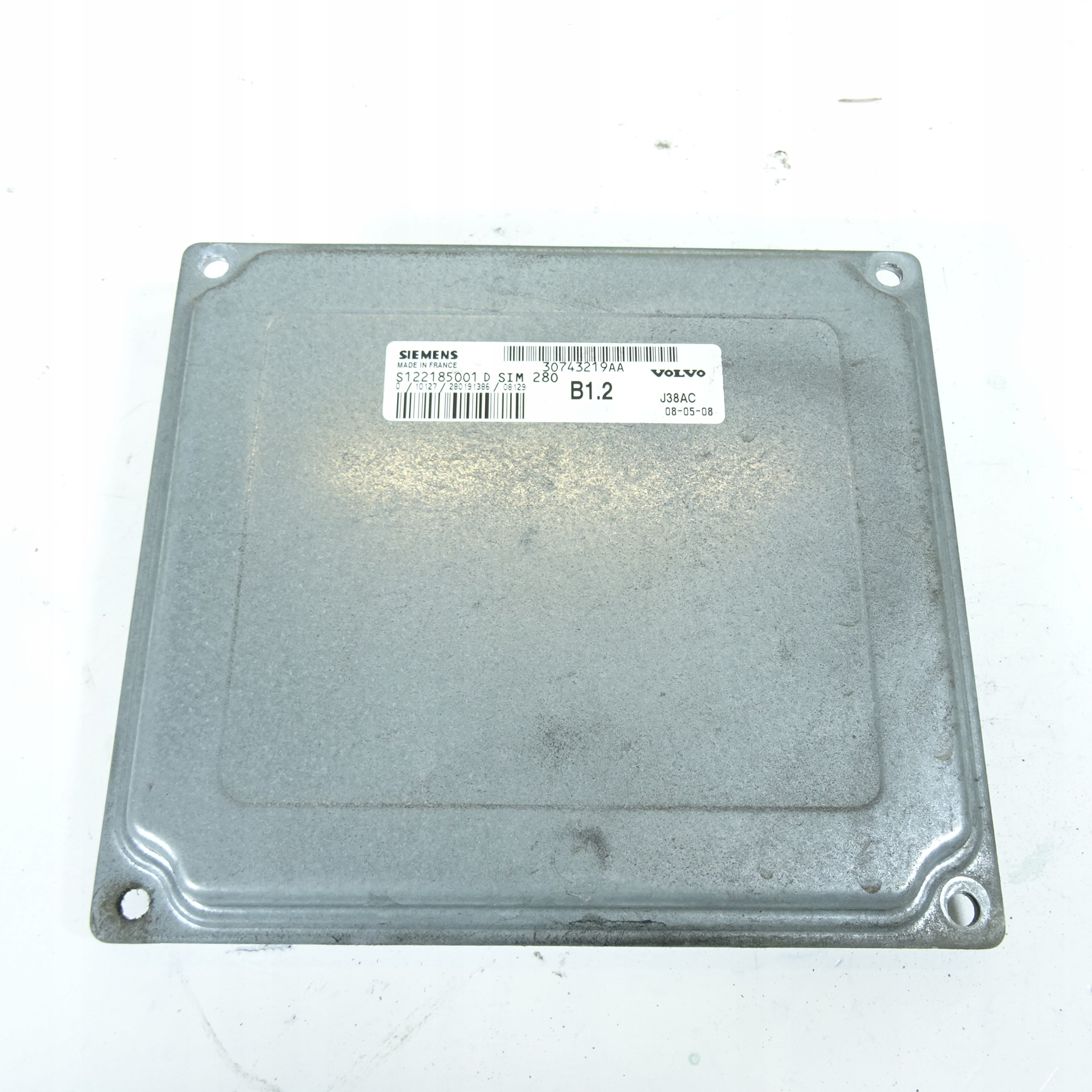 VOLVO C30 1.6B 100KM control unit of the engine 30743219AA