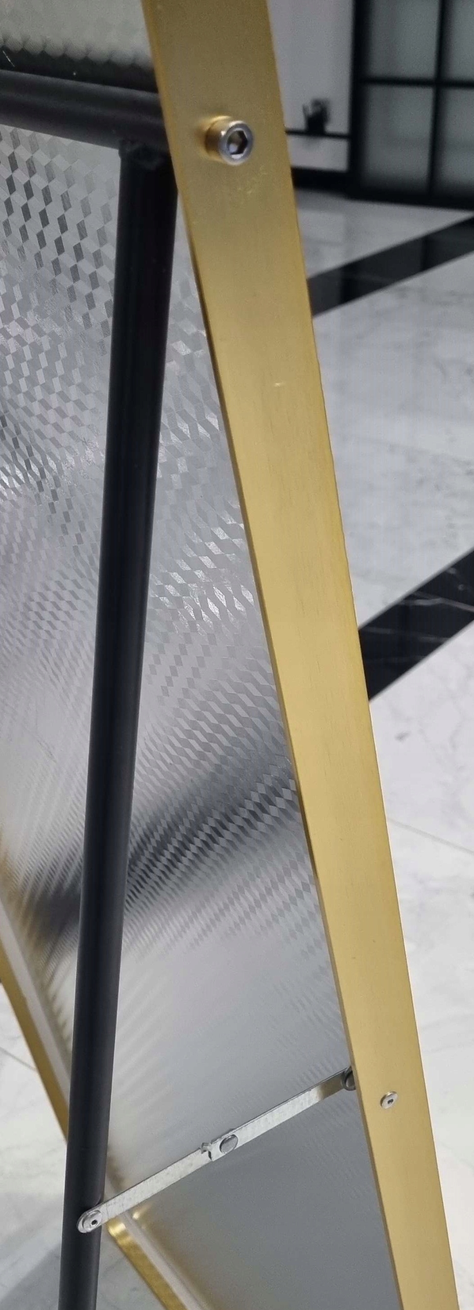 Lustro Stojące Półowalne w Złotej Aluminiowej Ramie 160X50 Szerokość 500 mm