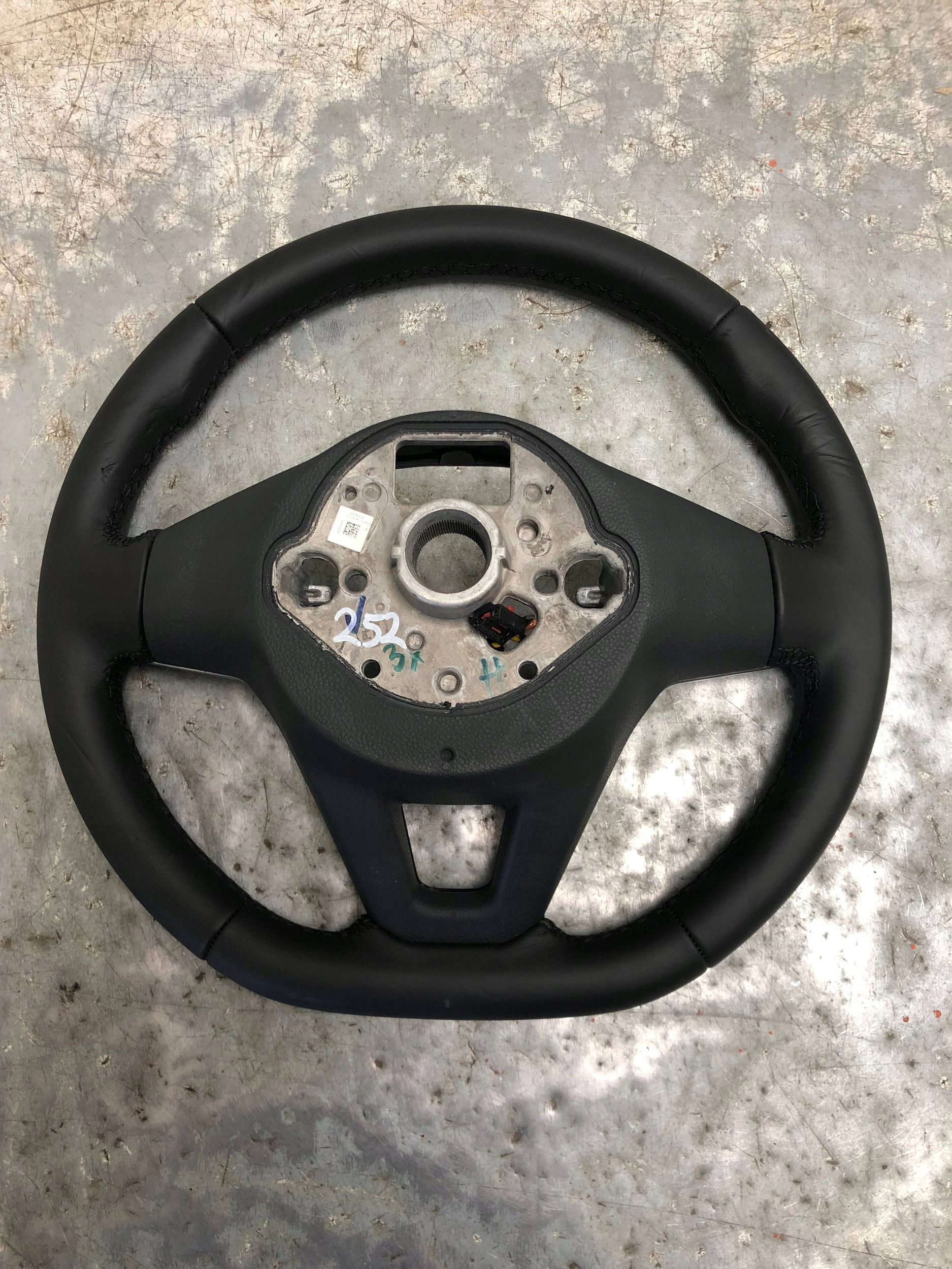 lenkrad Leder MULTIFUNKCJA DOTYKOWA VW ID3 ID.3 ID4 ID.4 10A419089