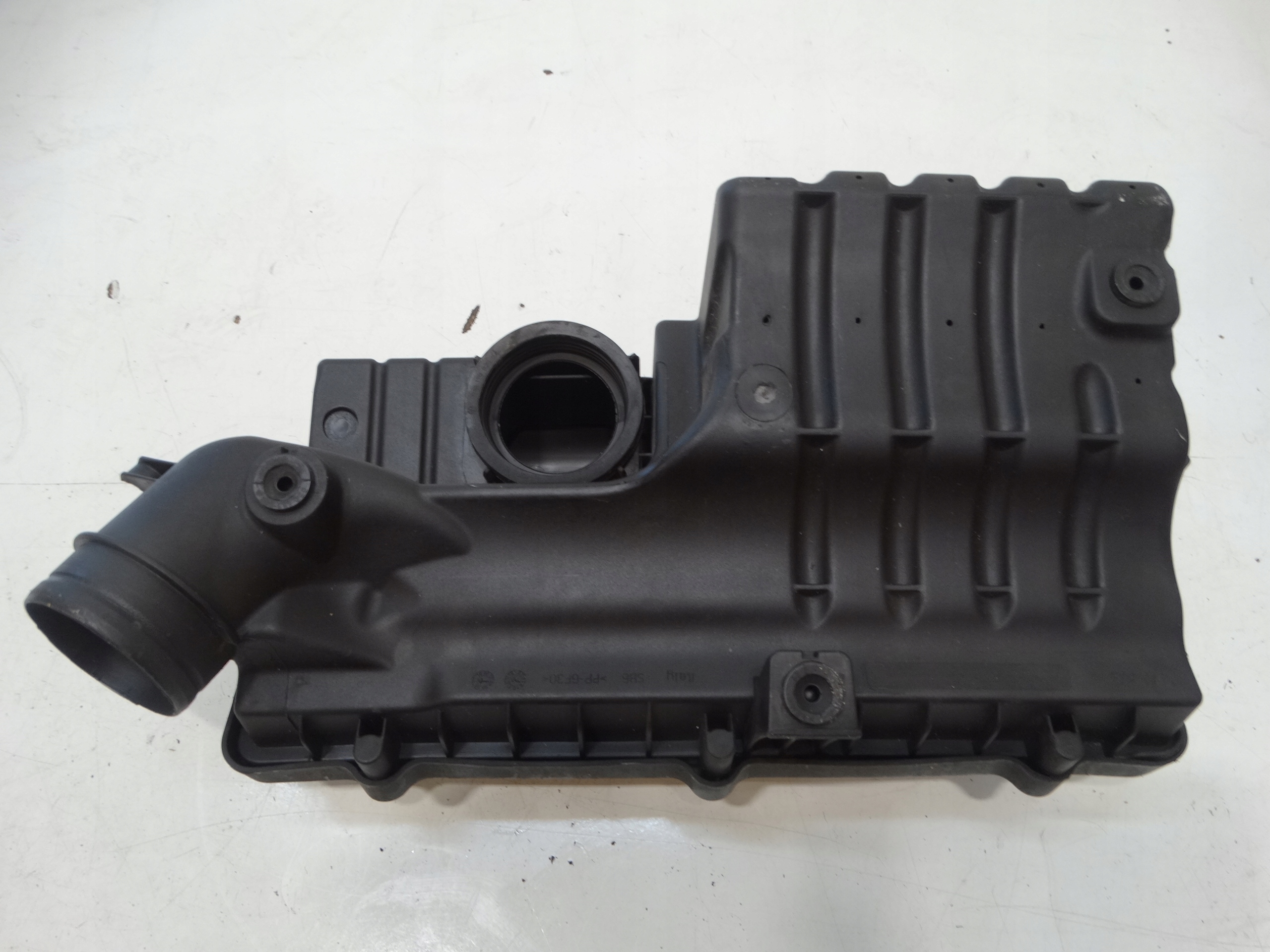 Gehäuse filter luft SEAT IBIZA MK4 036129611
