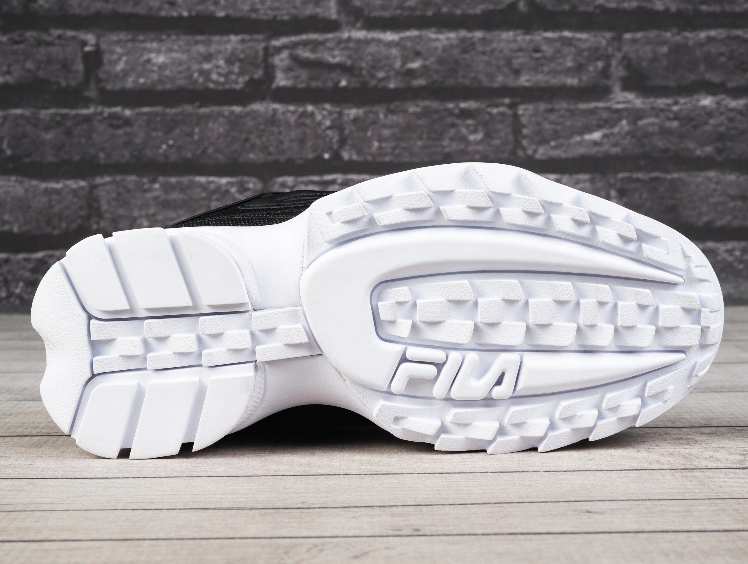 Buty sportowe Fila DISRUPTOR KIDS 101056725Y Model SNEAKERSY, ADIDASY, PLATFORMA 38 39