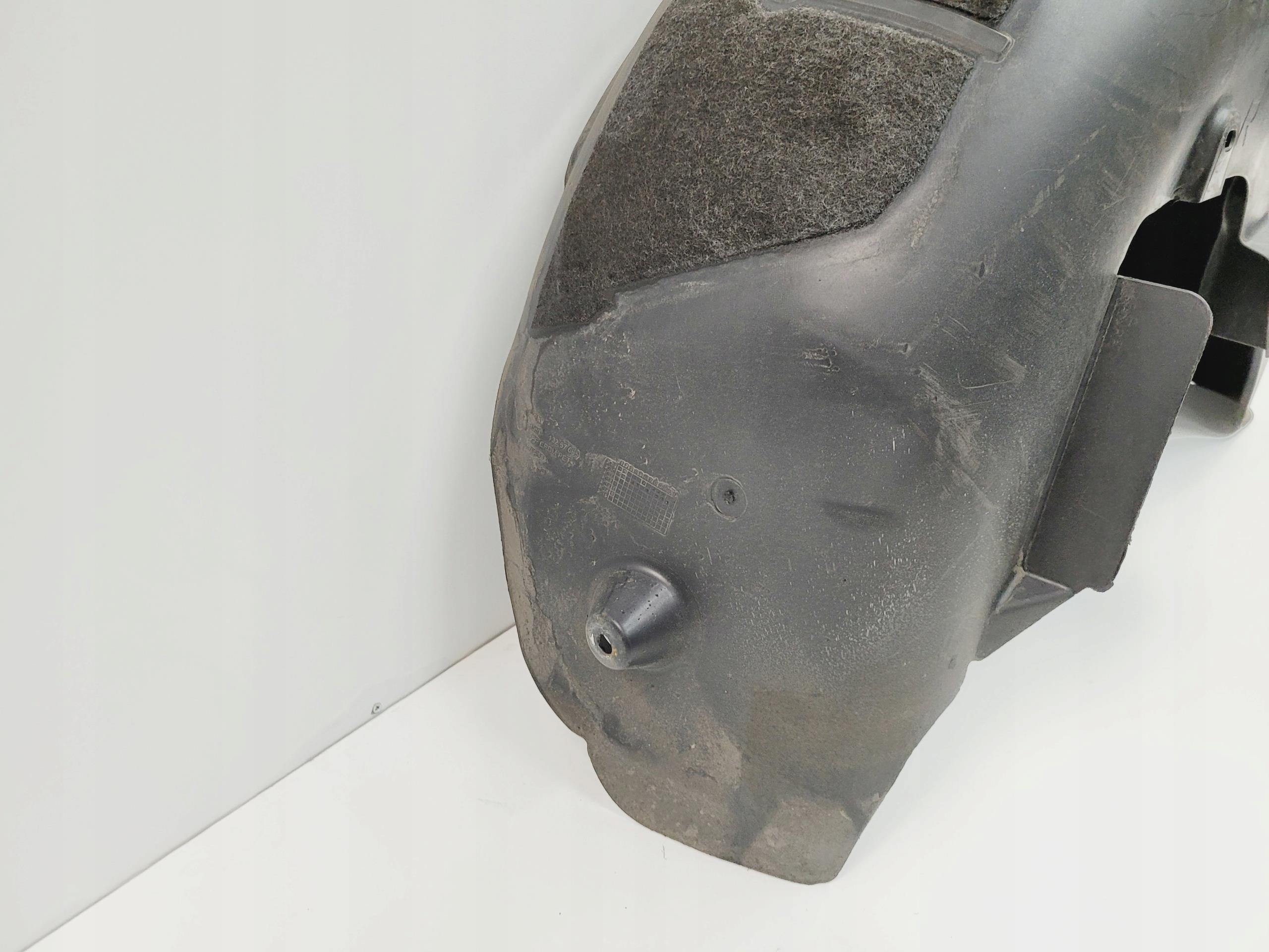mudguard right rear part OPEL MERIVA B 13267685