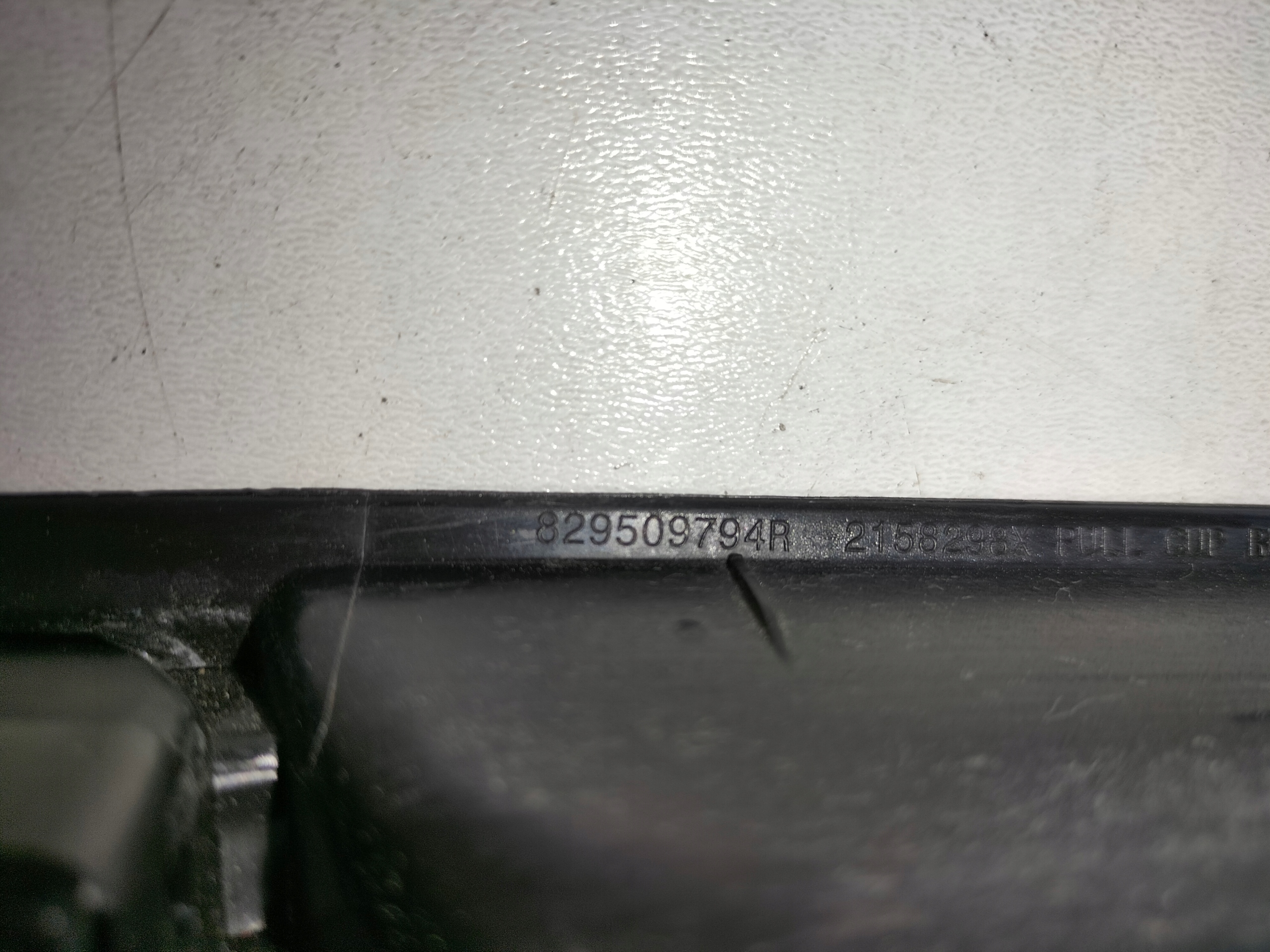 switch lifting windows rear part right RENAULT CLIO 5 V 19