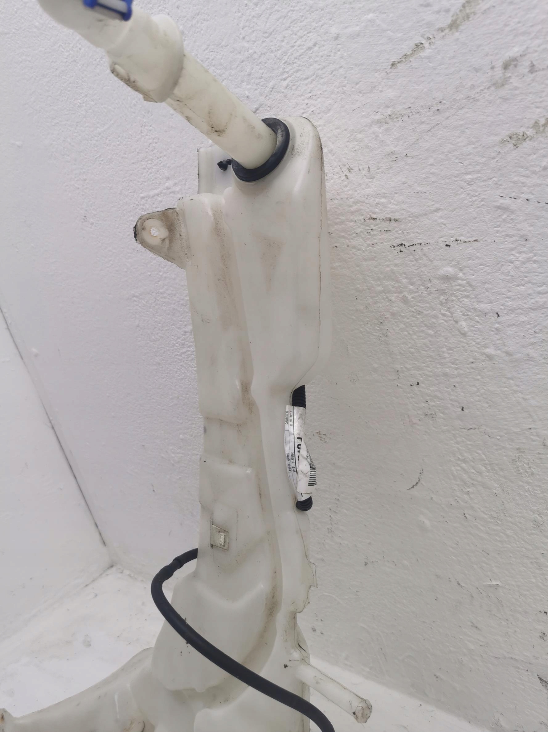 Behälter Spritzdüse FORD KUGA MK1 3M51-13K163-A