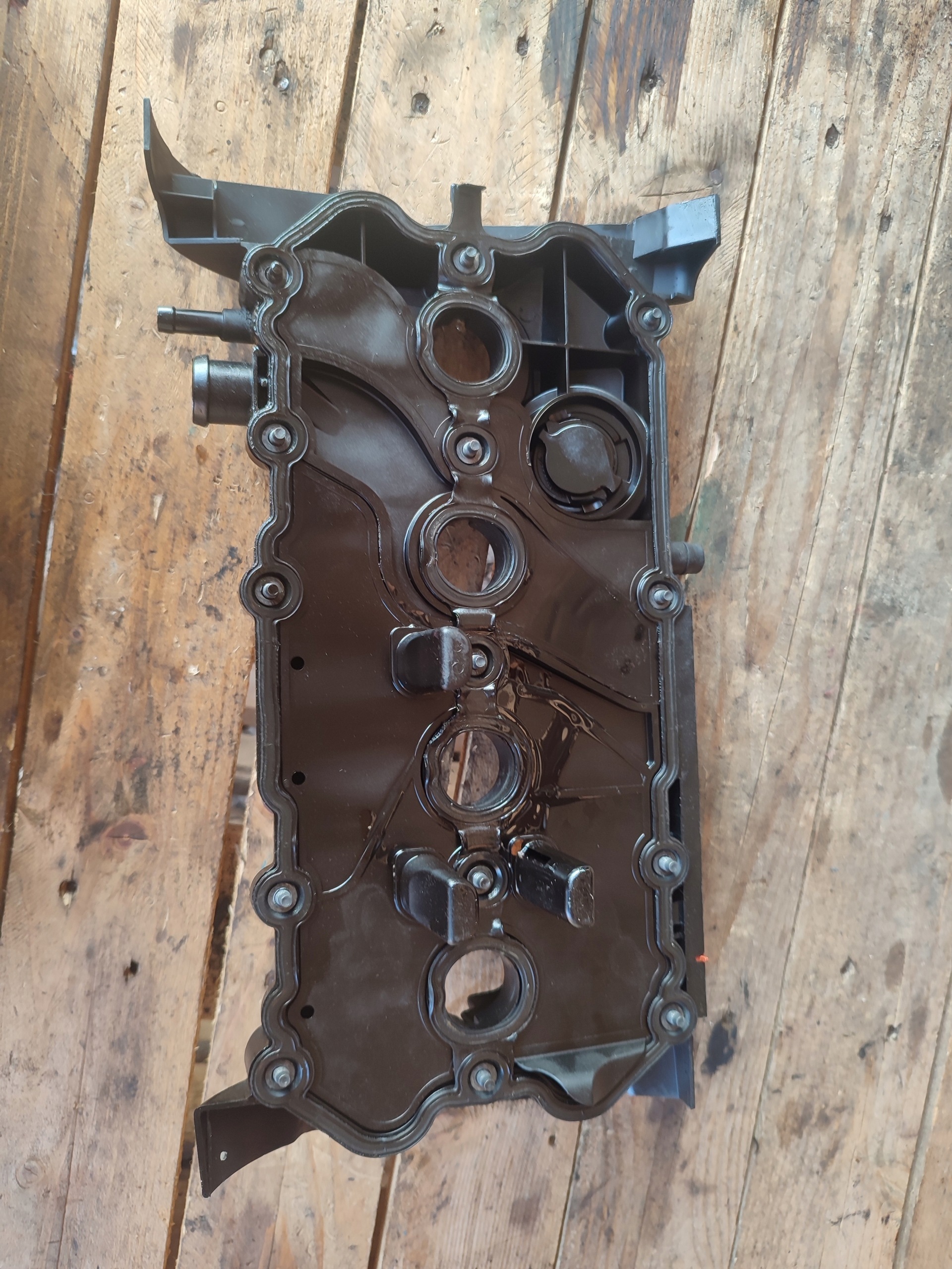 Abdeckung der Ventile audi a4 b7 2.0tfsi 220km bul