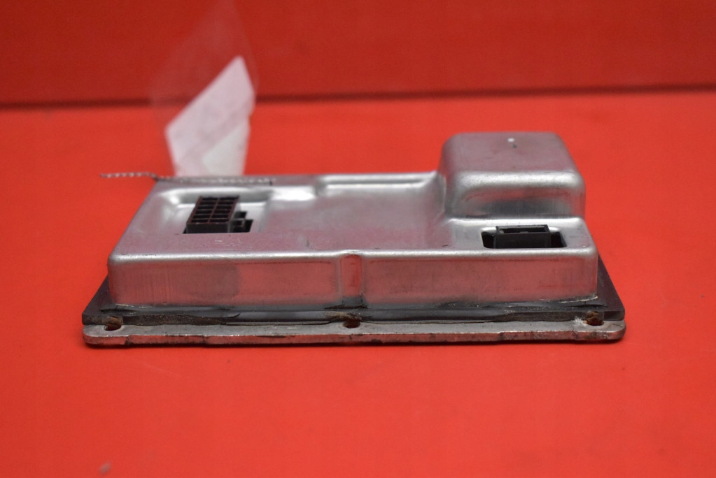 control unit XENON KSENON left 7316Q057L SAAB 9-5 1 and 05-10