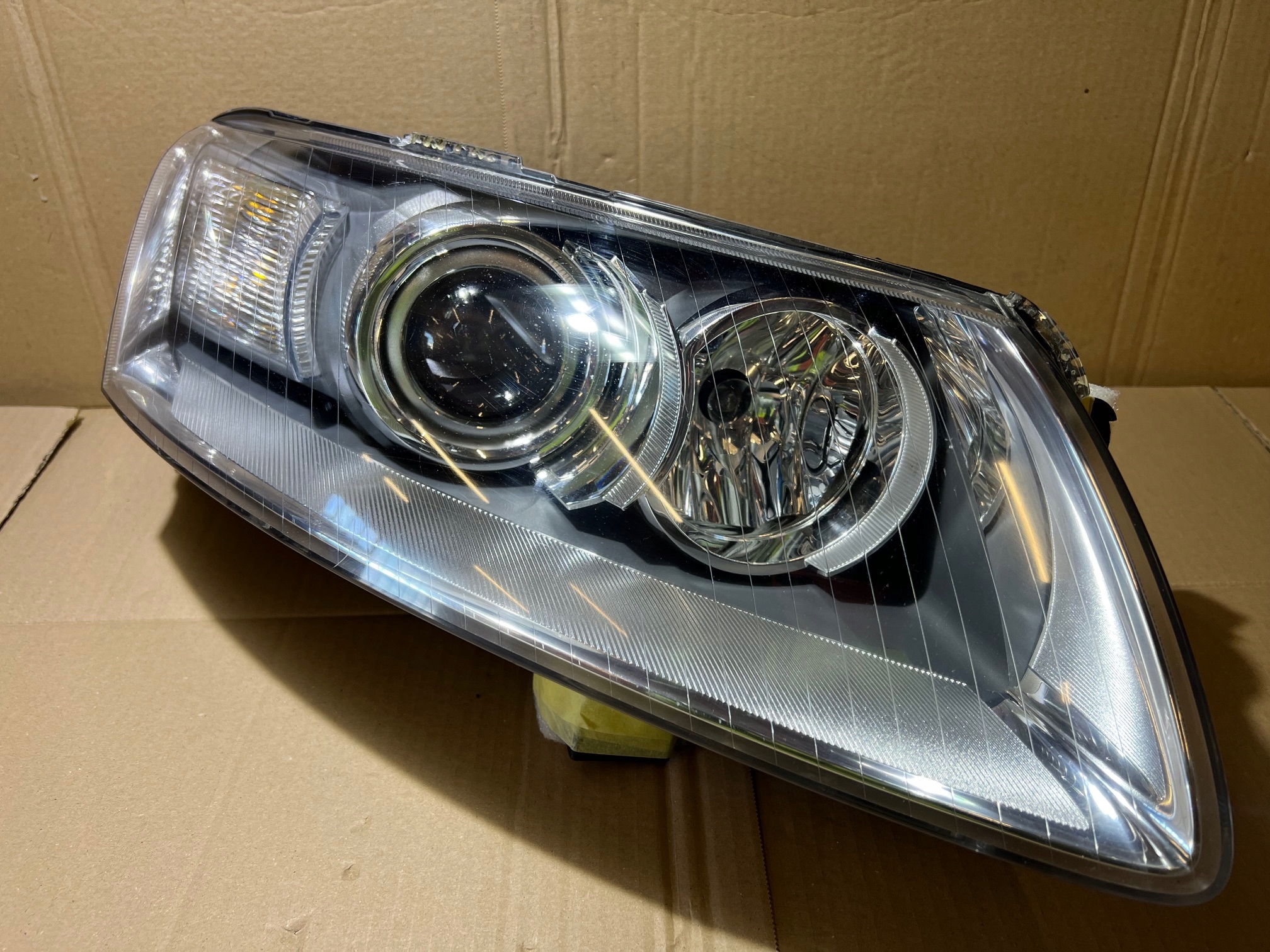 AUDI A6 C6 light right front right front XENON EUROPA KSENON