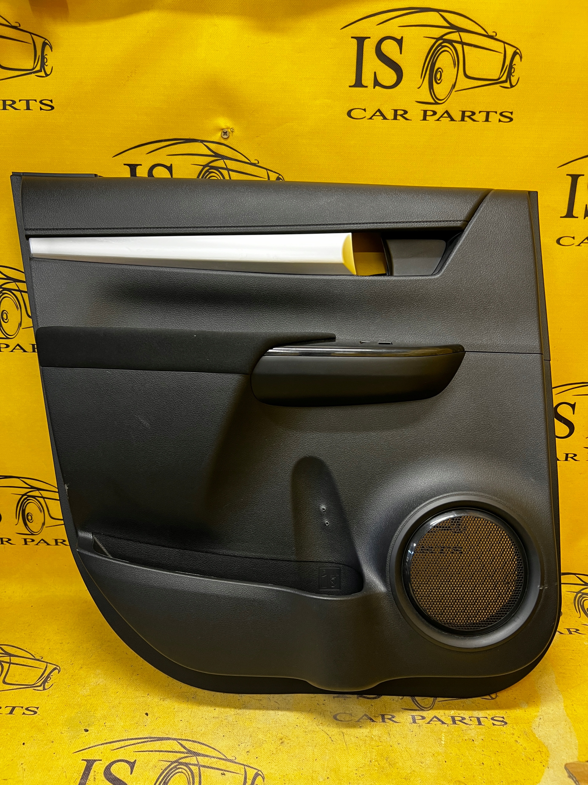 ОБШИВКА ОБИВКА ДВЕРИ ЗАД. ЗАДНИЙ ЛЕВЫЙ ЛЕВА TOYOTA HILUX VIII 8