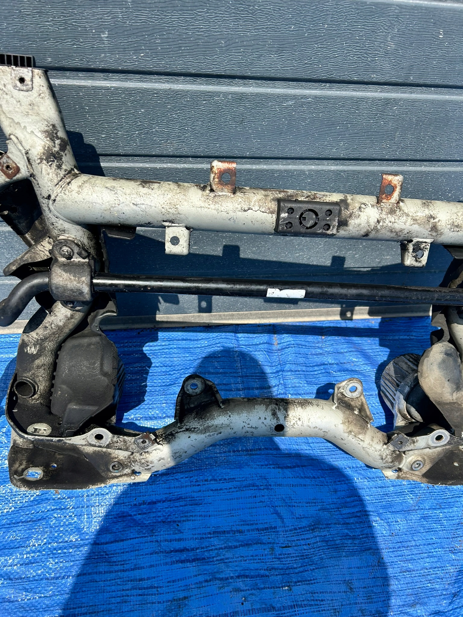 axle beam front of the engine MERCEDES W212 LIFT sider subframe axle beam front