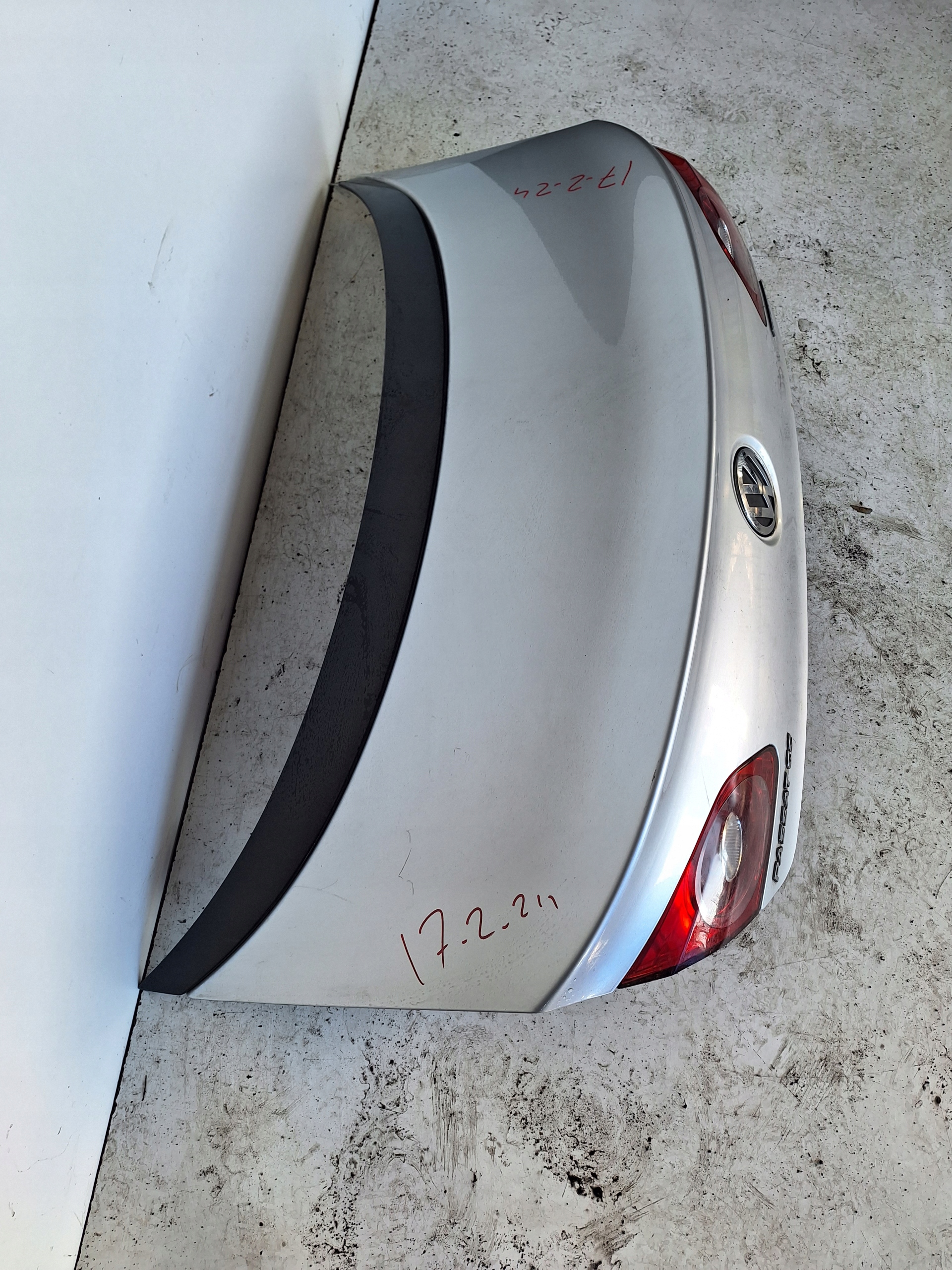 VOLKSWAGEN PASSAT CC 08-12 boot door LA7W
