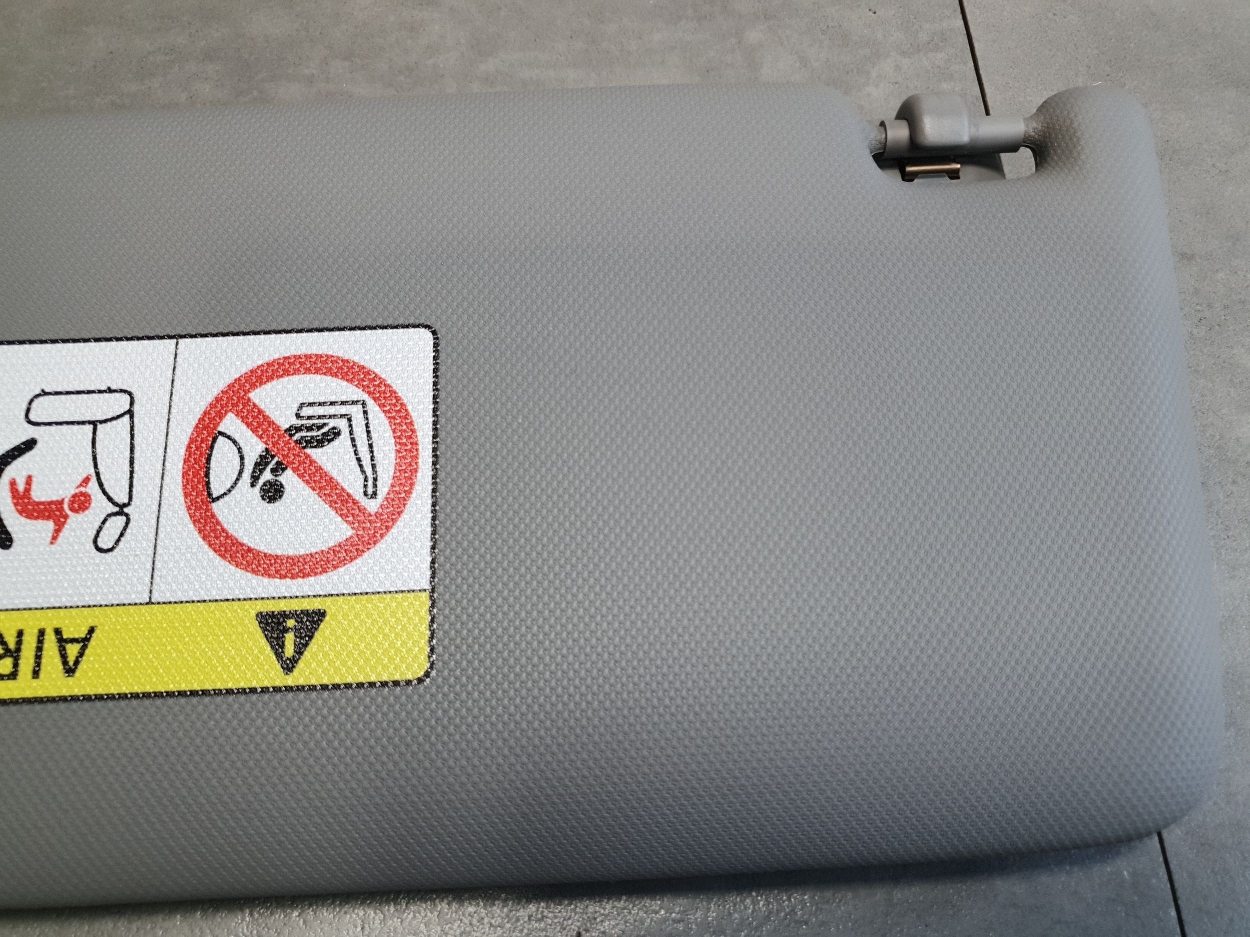 Audi Q6 e-tron blende abdeckung sonnen rechts 85H857552D