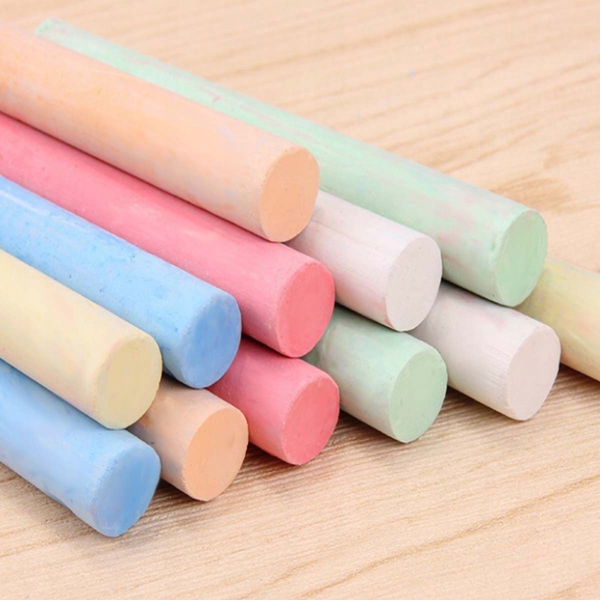 KREDA SZKOLNA BIAŁA KOLOROWA 12 SZT TABLICOWA CHODNIKOWA KREDY DO TABLICY Płeć chłopcy dziewczynki