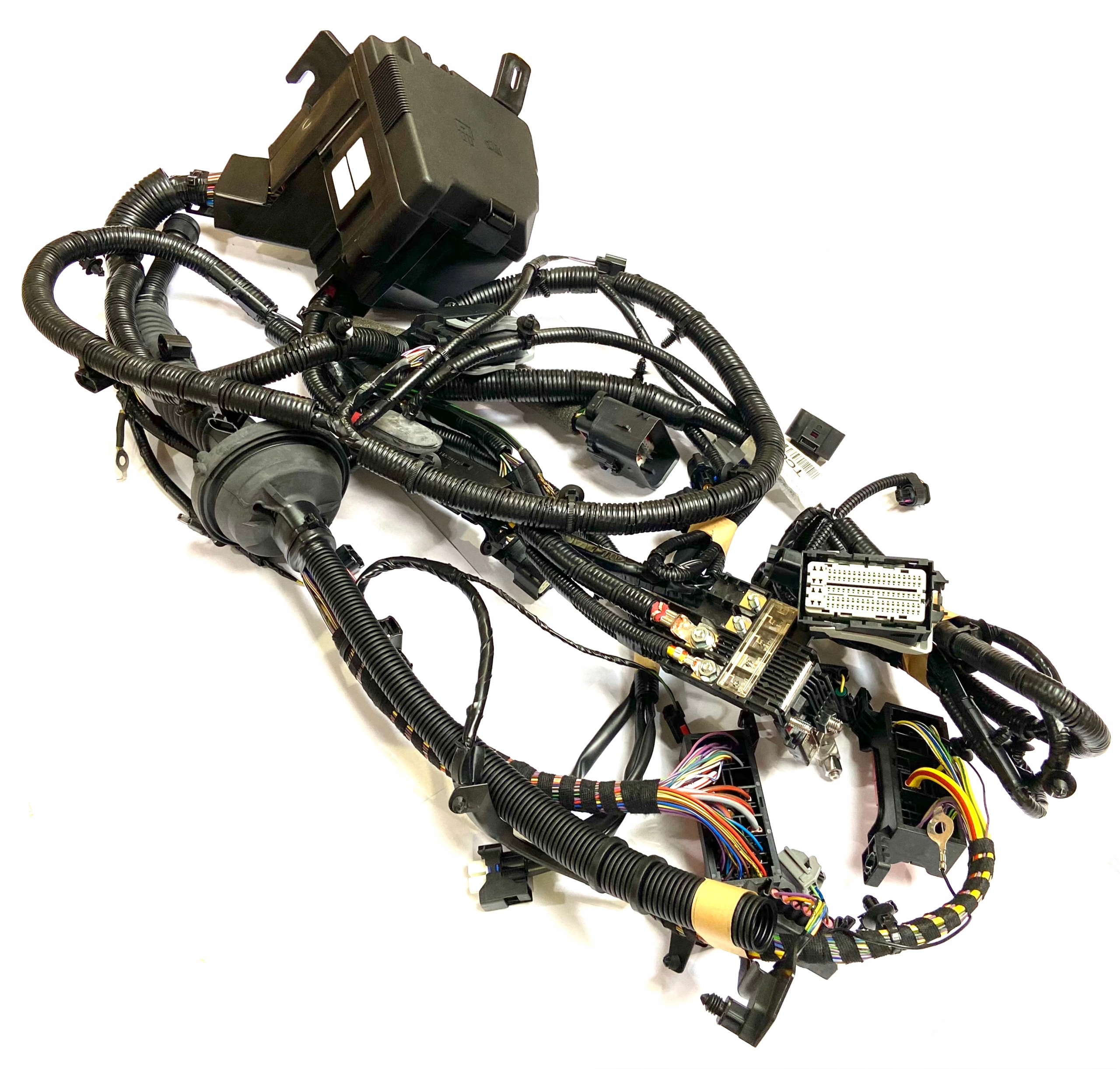 Przewód komory silnika FORD Jakość części (zgodnie z GVO) O - oryginał z logo producenta pojazdu (OE)