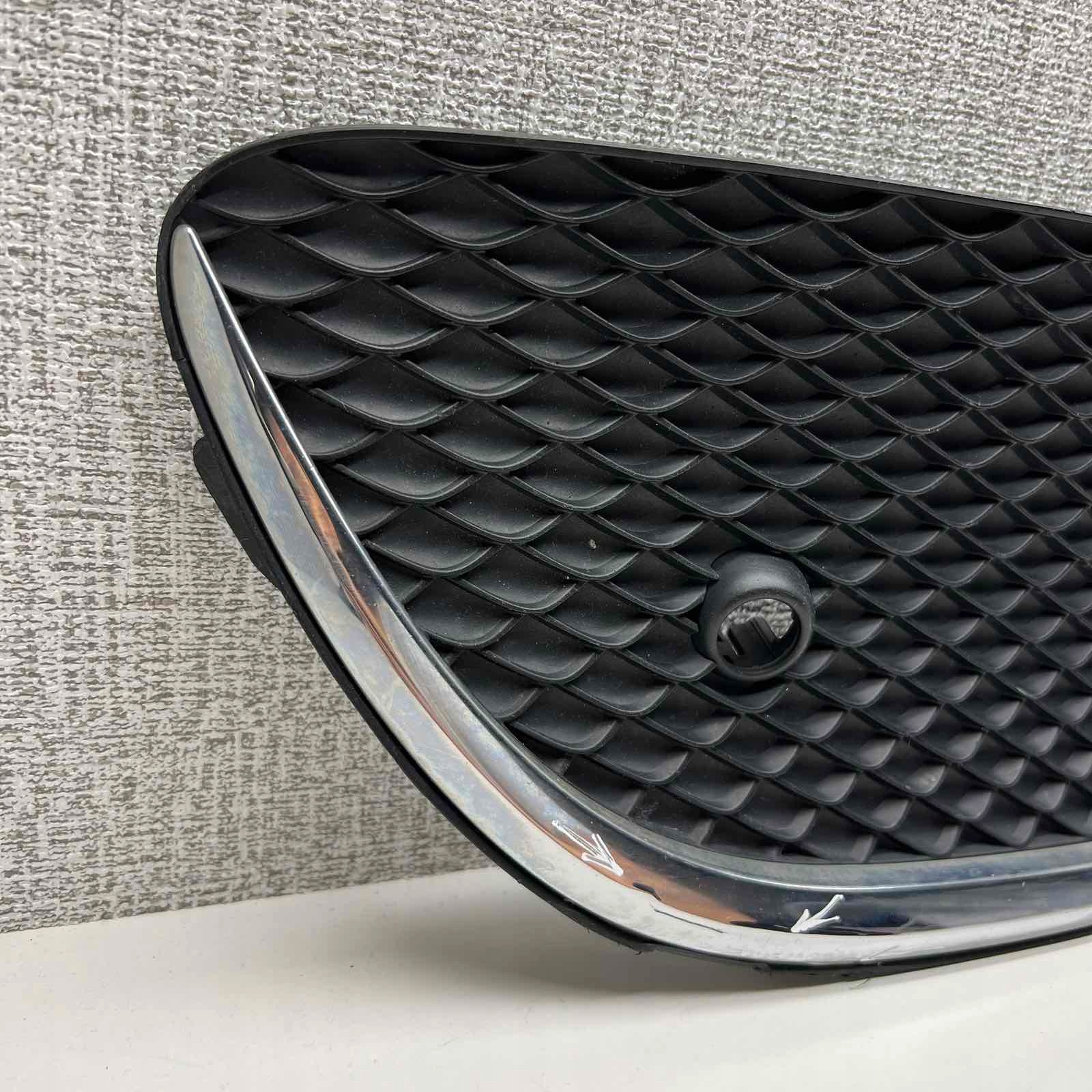 MERCEDES E-class W213 16-20 grid moulding CHROM left front A2138851122