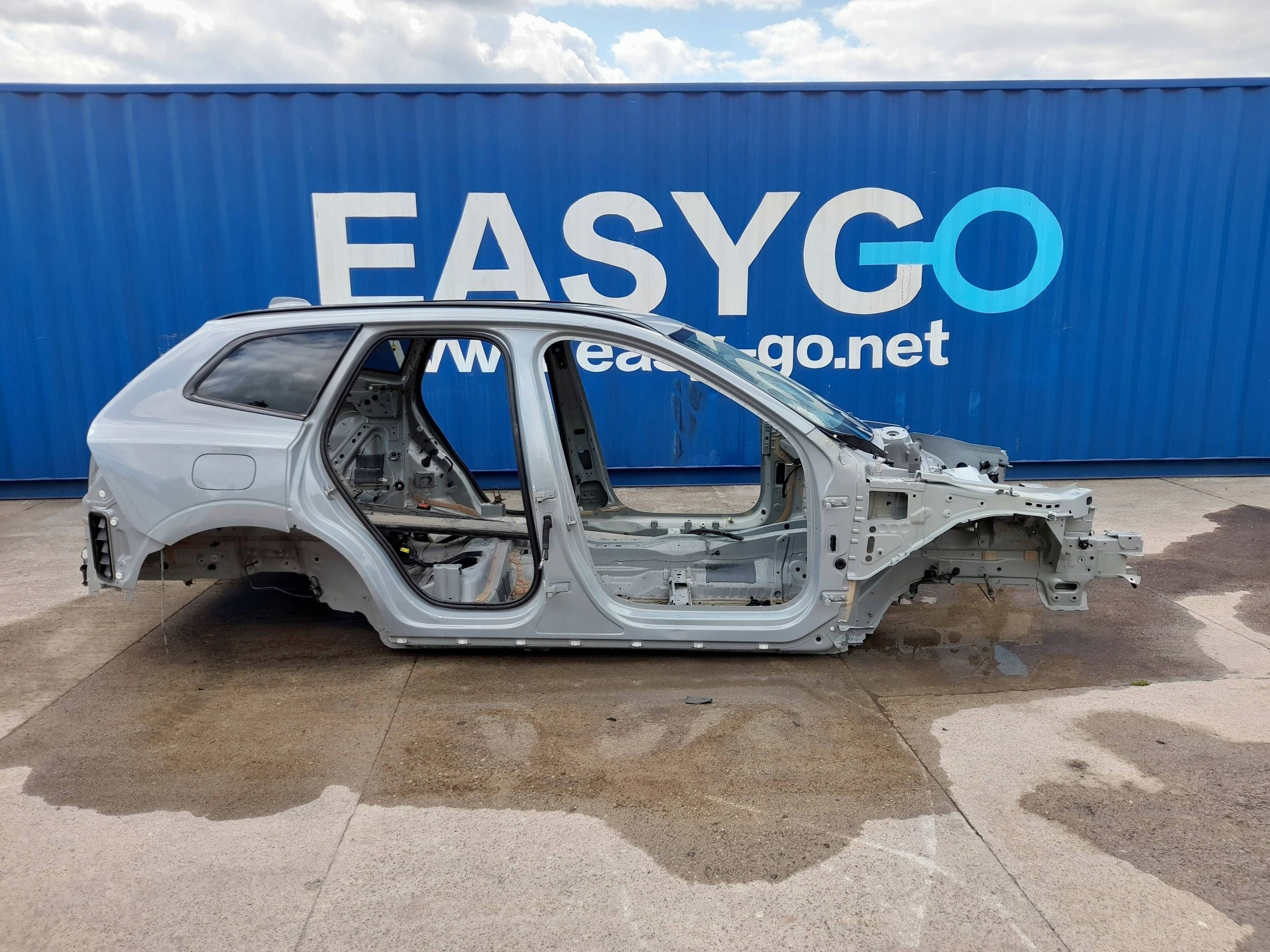 Volvo XC60 II 2017- dach Z RELINGAMI